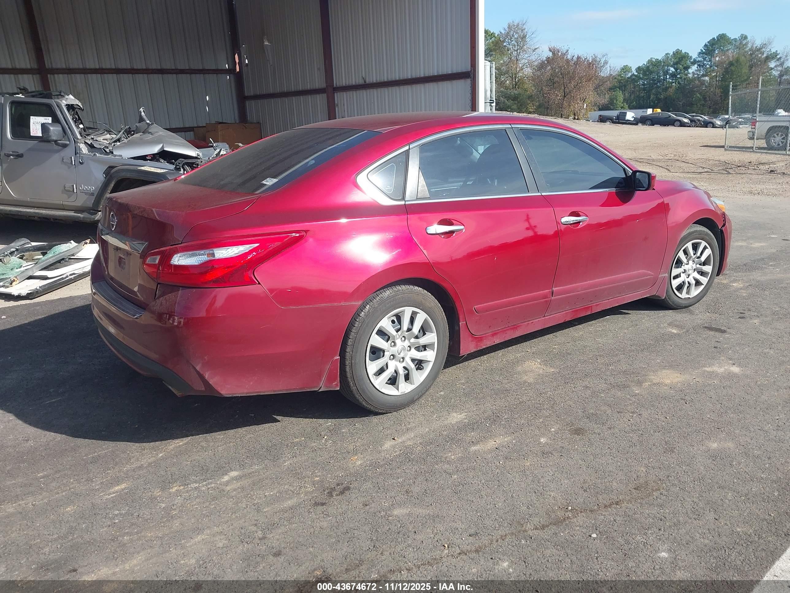 NISSAN ALTIMA image 4