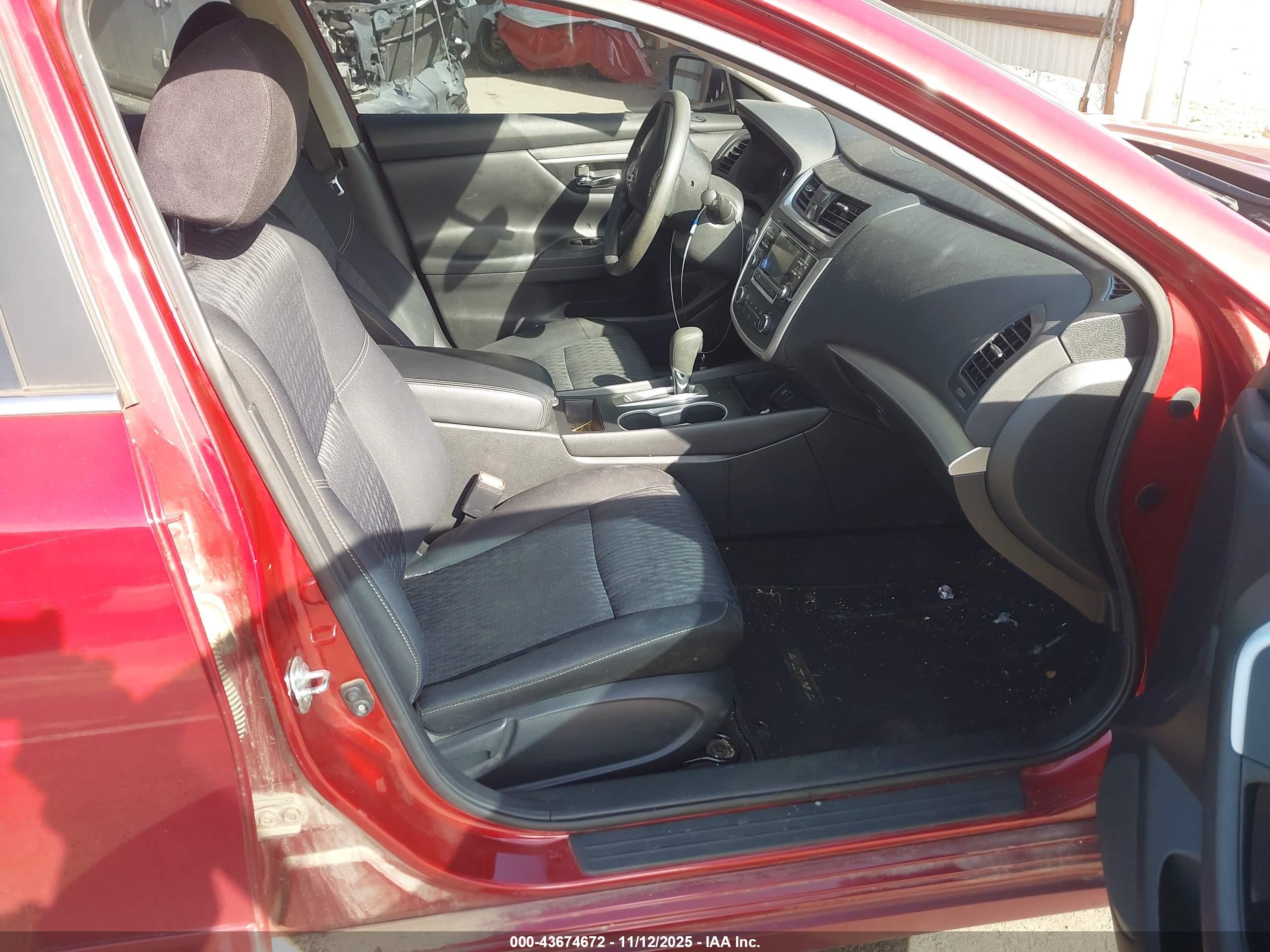 NISSAN ALTIMA image 5