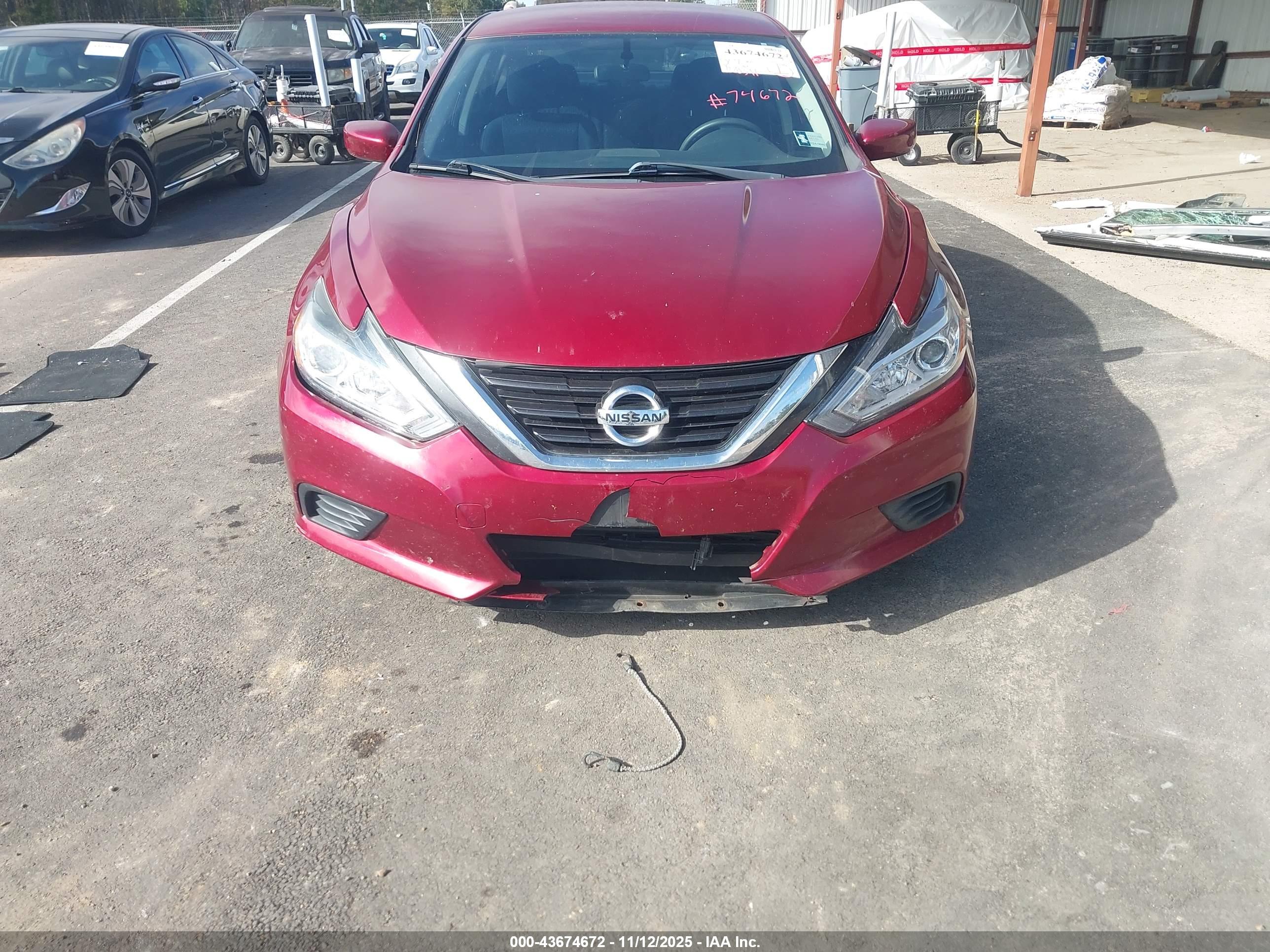 NISSAN ALTIMA image 6