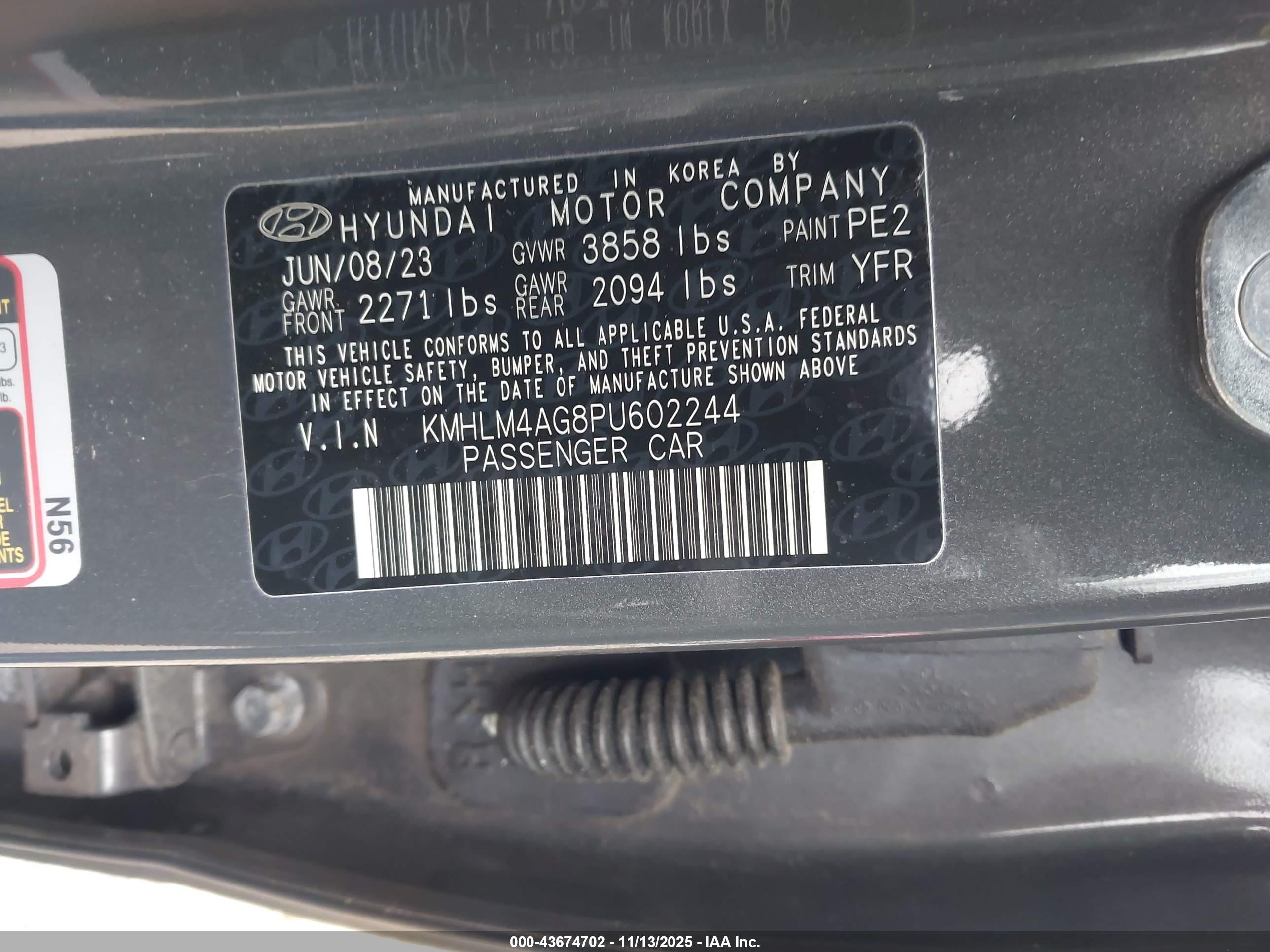 HYUNDAI ELANTRA image 9