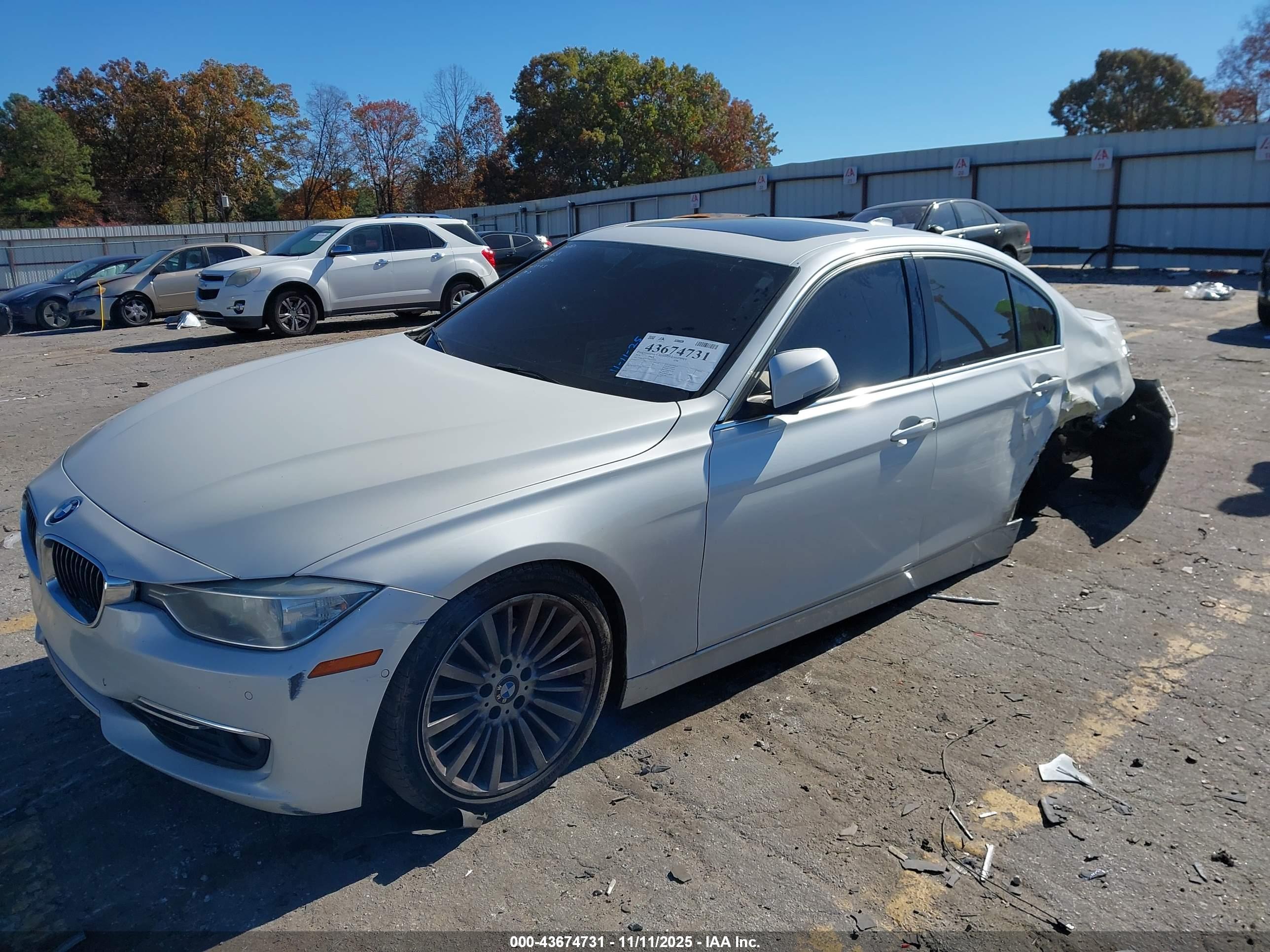 BMW 328I image 2