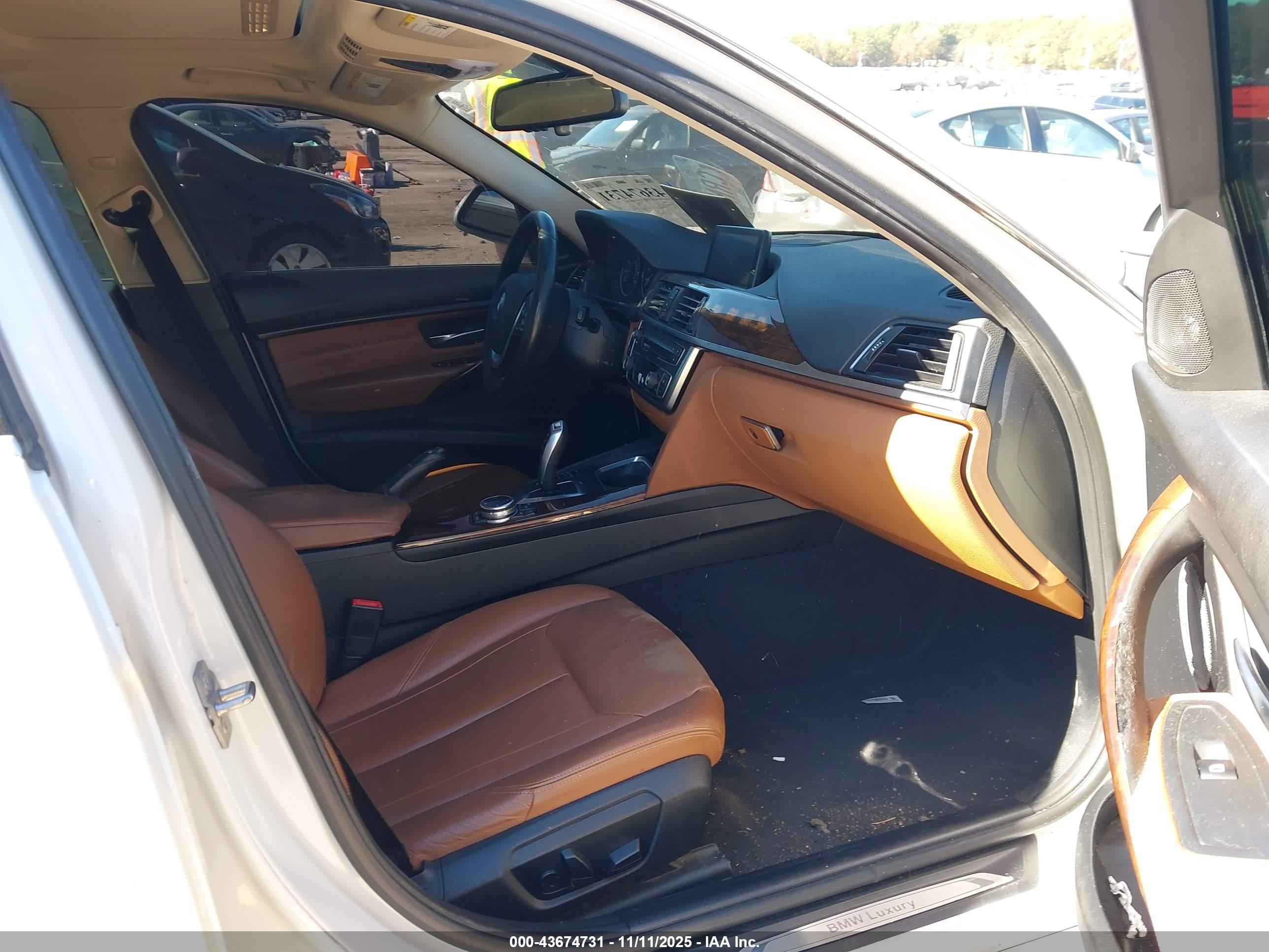 BMW 328I image 5