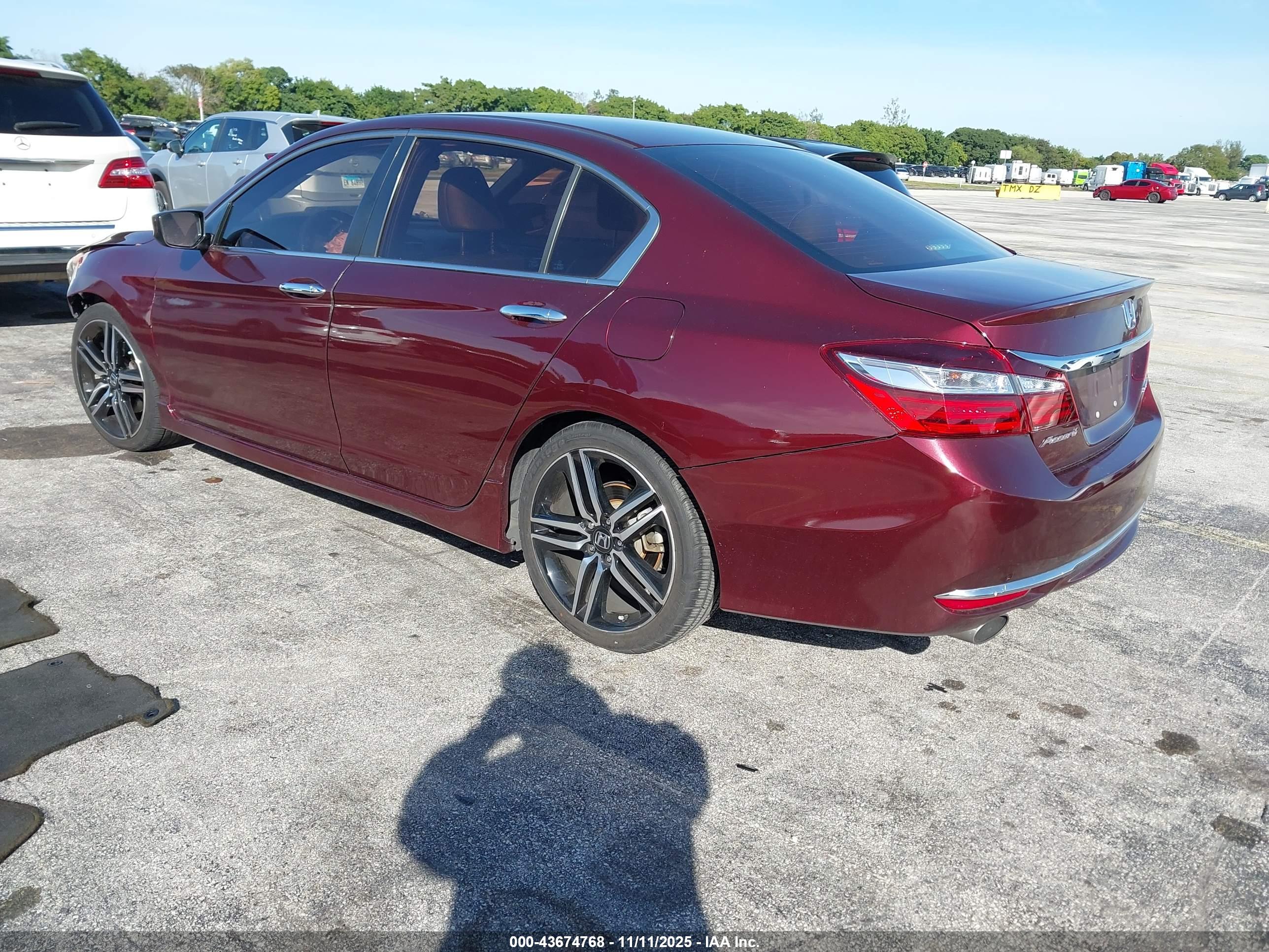 HONDA ACCORD image 3