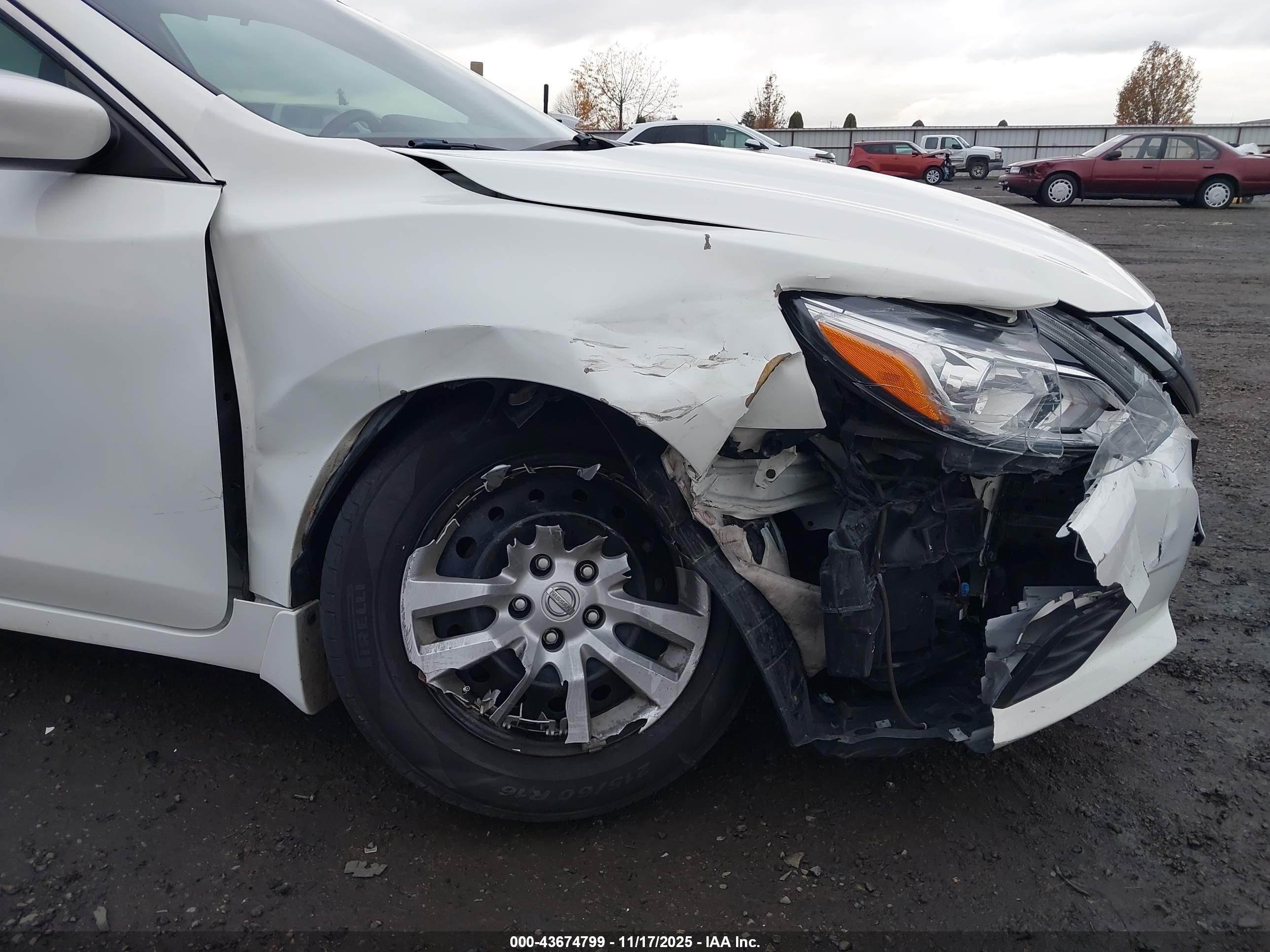 NISSAN ALTIMA image 6