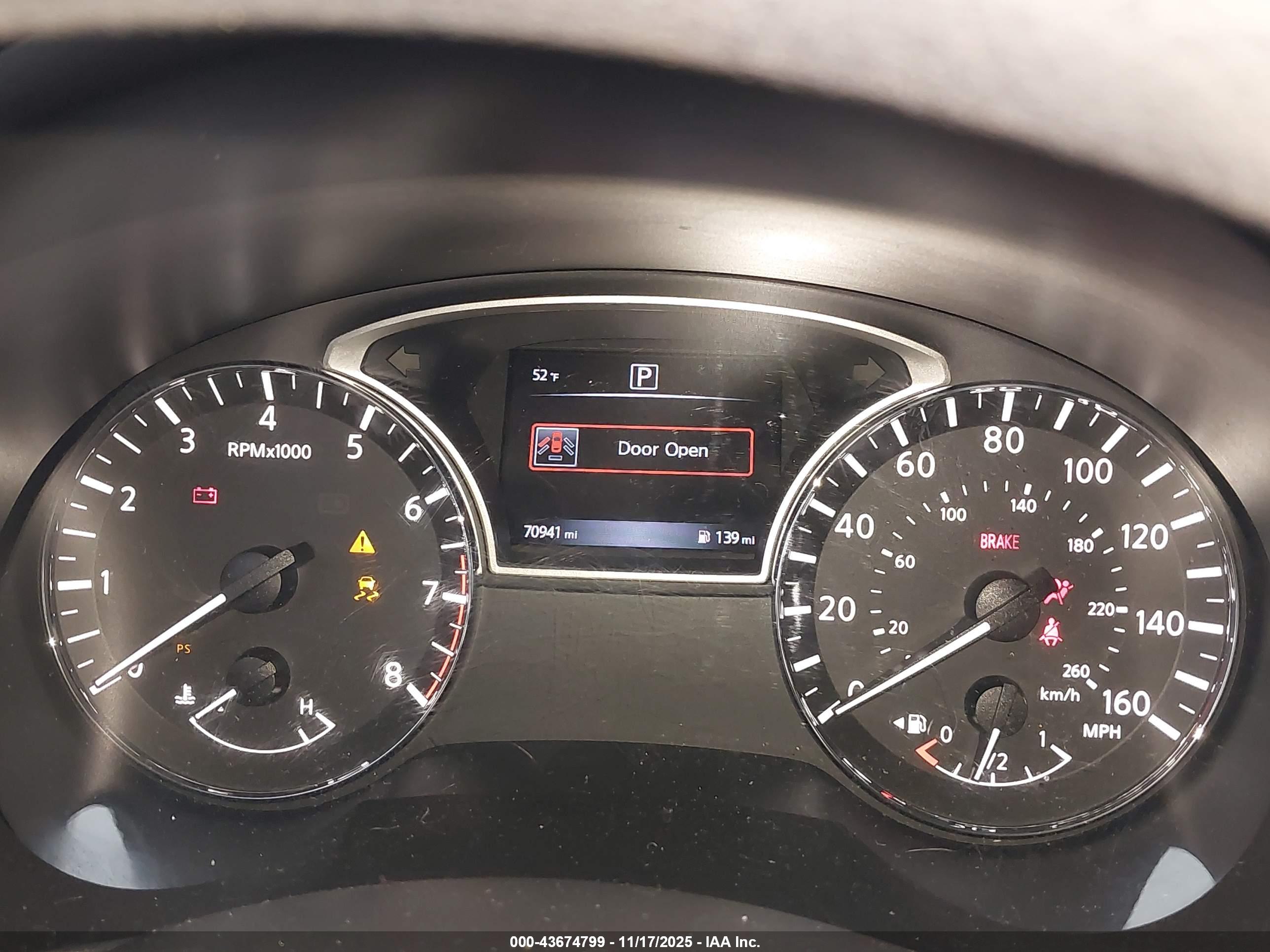 NISSAN ALTIMA image 7