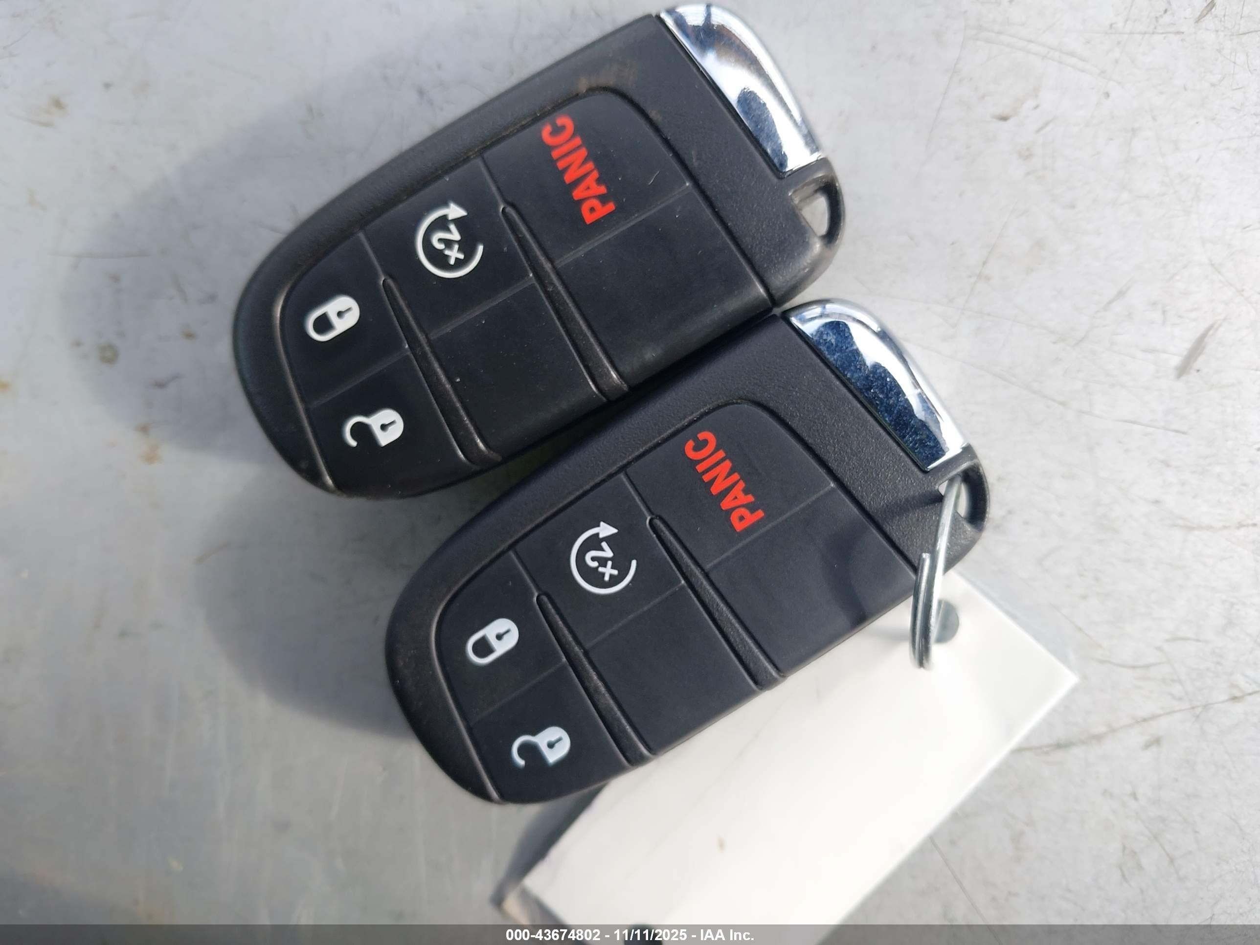 JEEP RENEGADE image 11