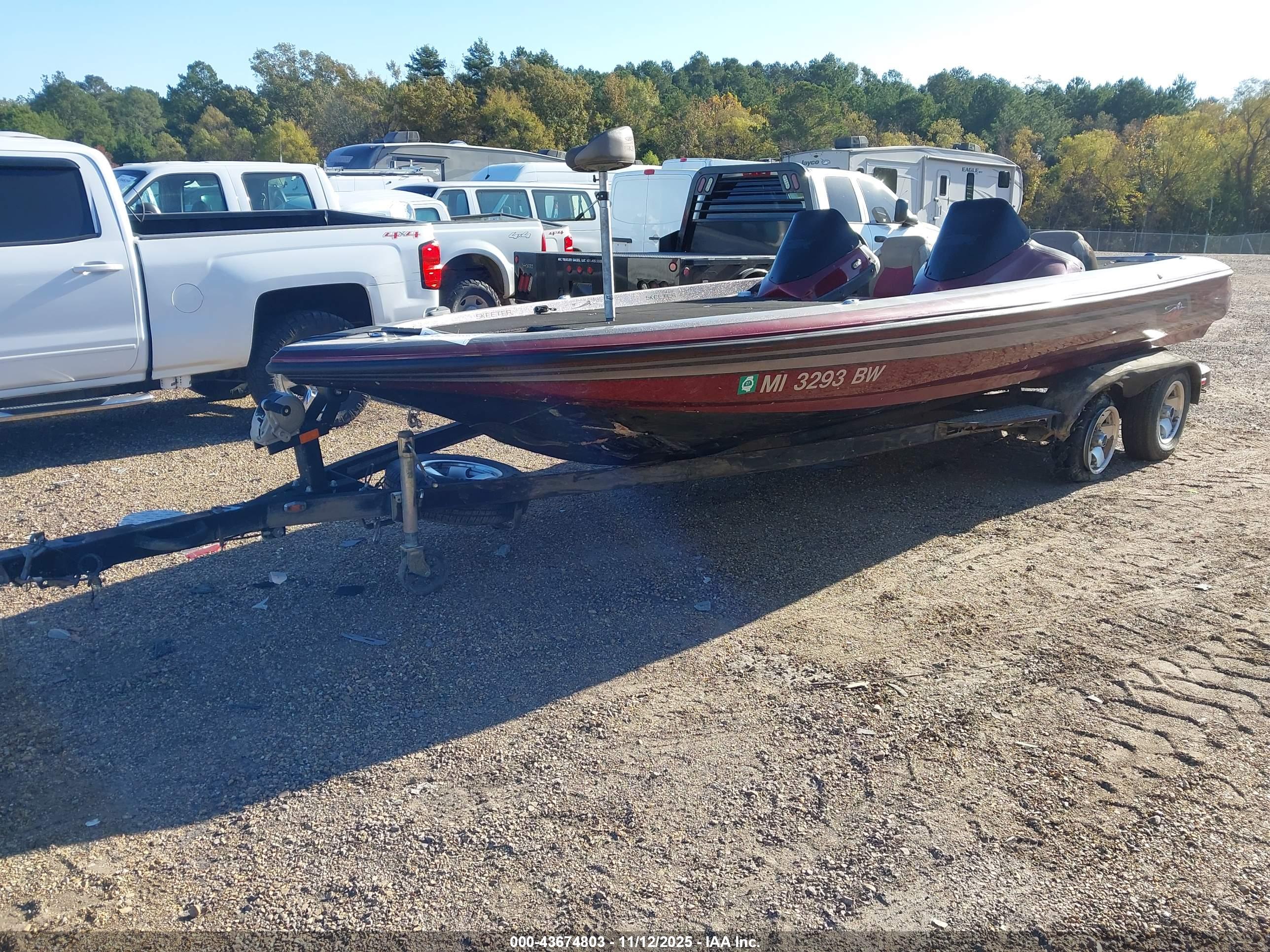 SKEETER BOAT image 2