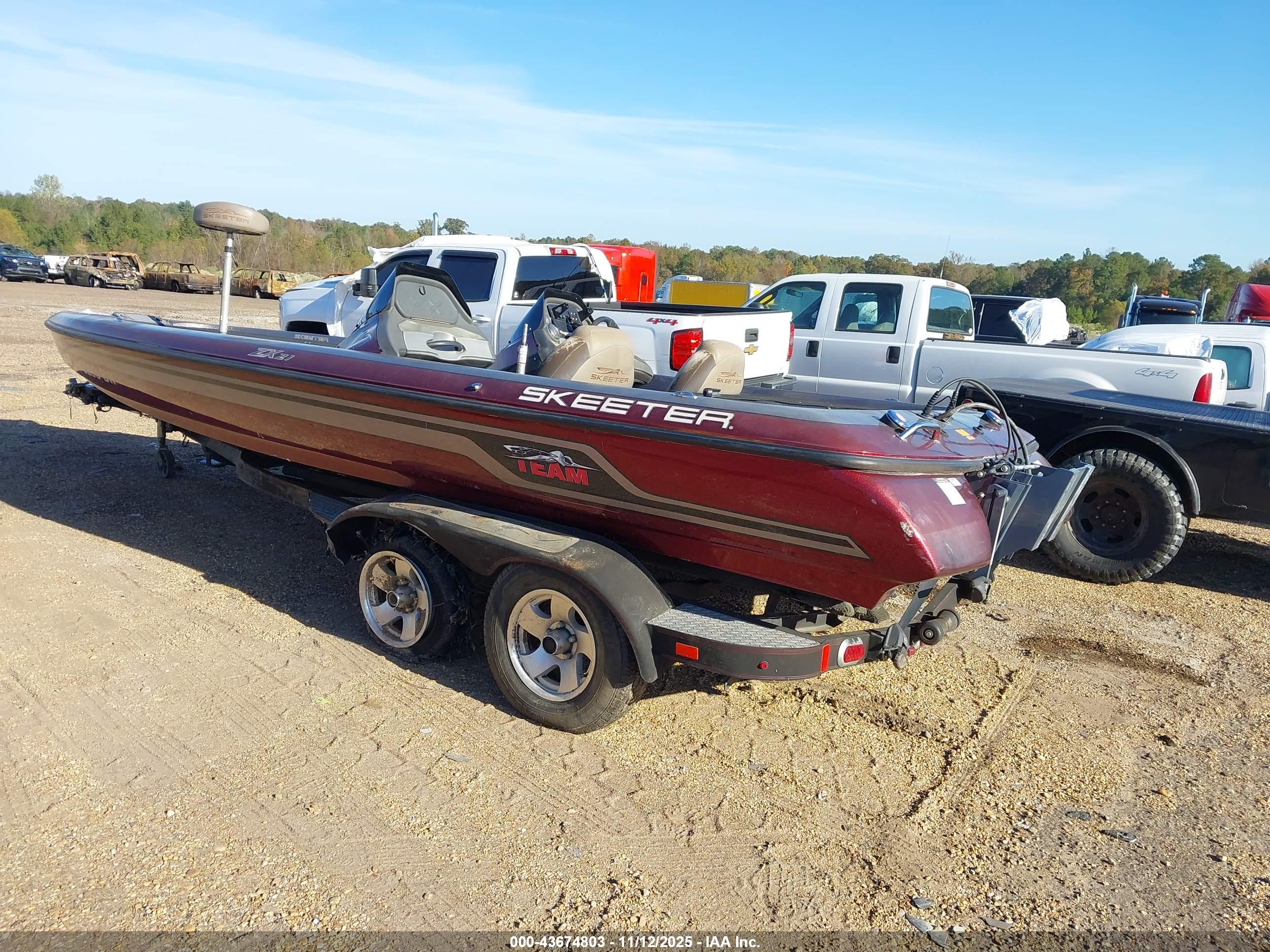 SKEETER BOAT image 3