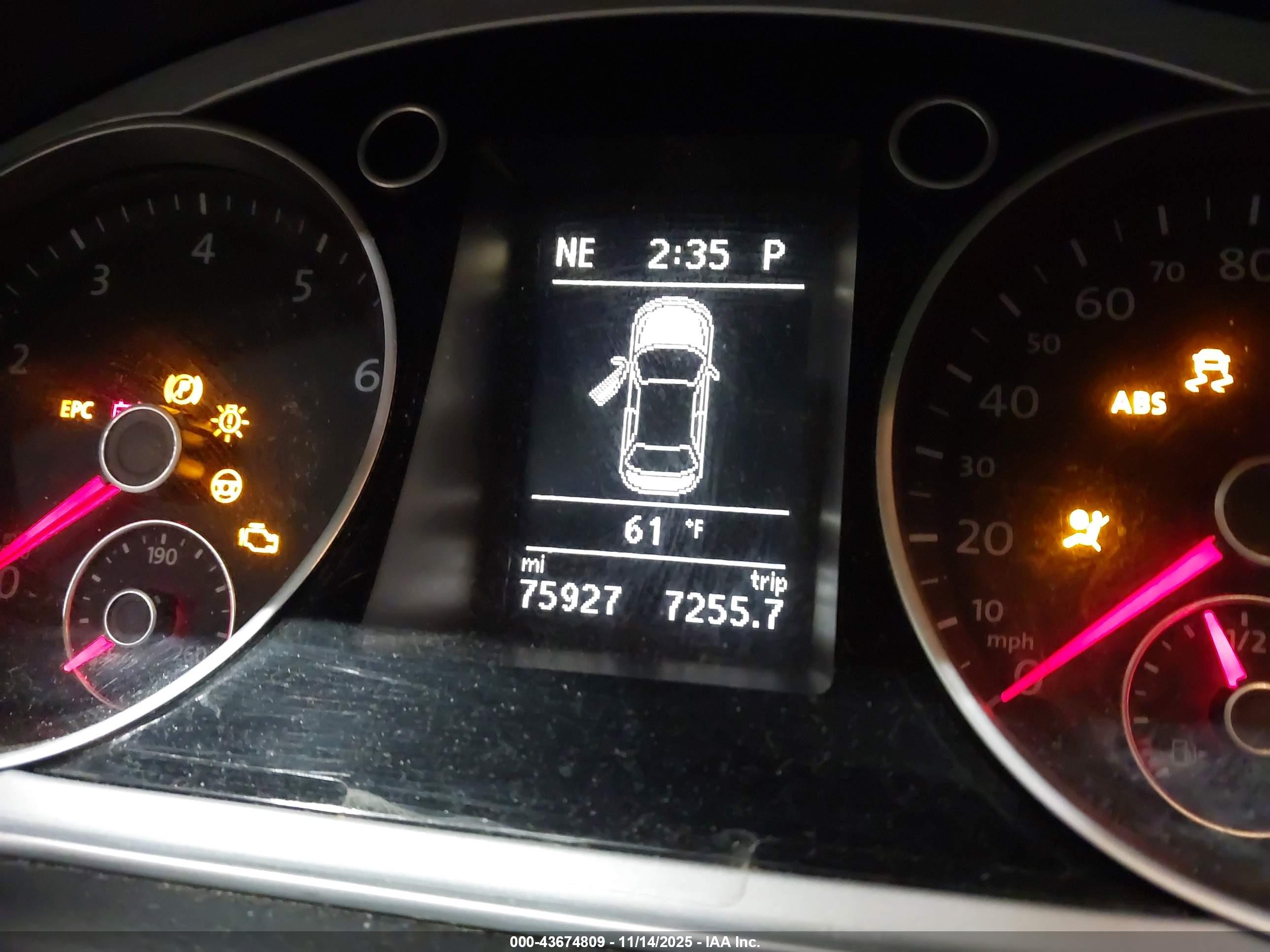 VOLKSWAGEN CC image 7
