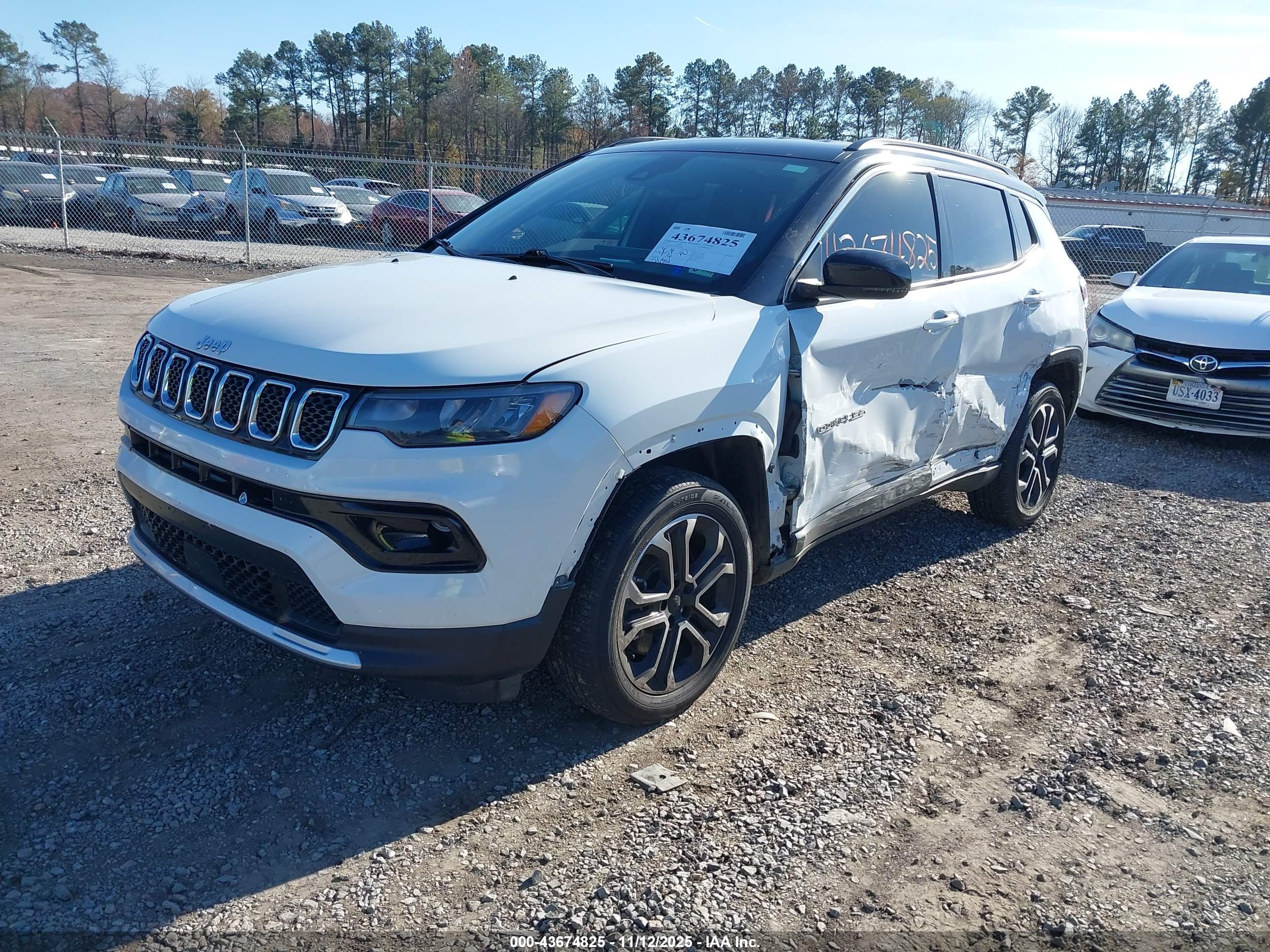 JEEP COMPASS image 2