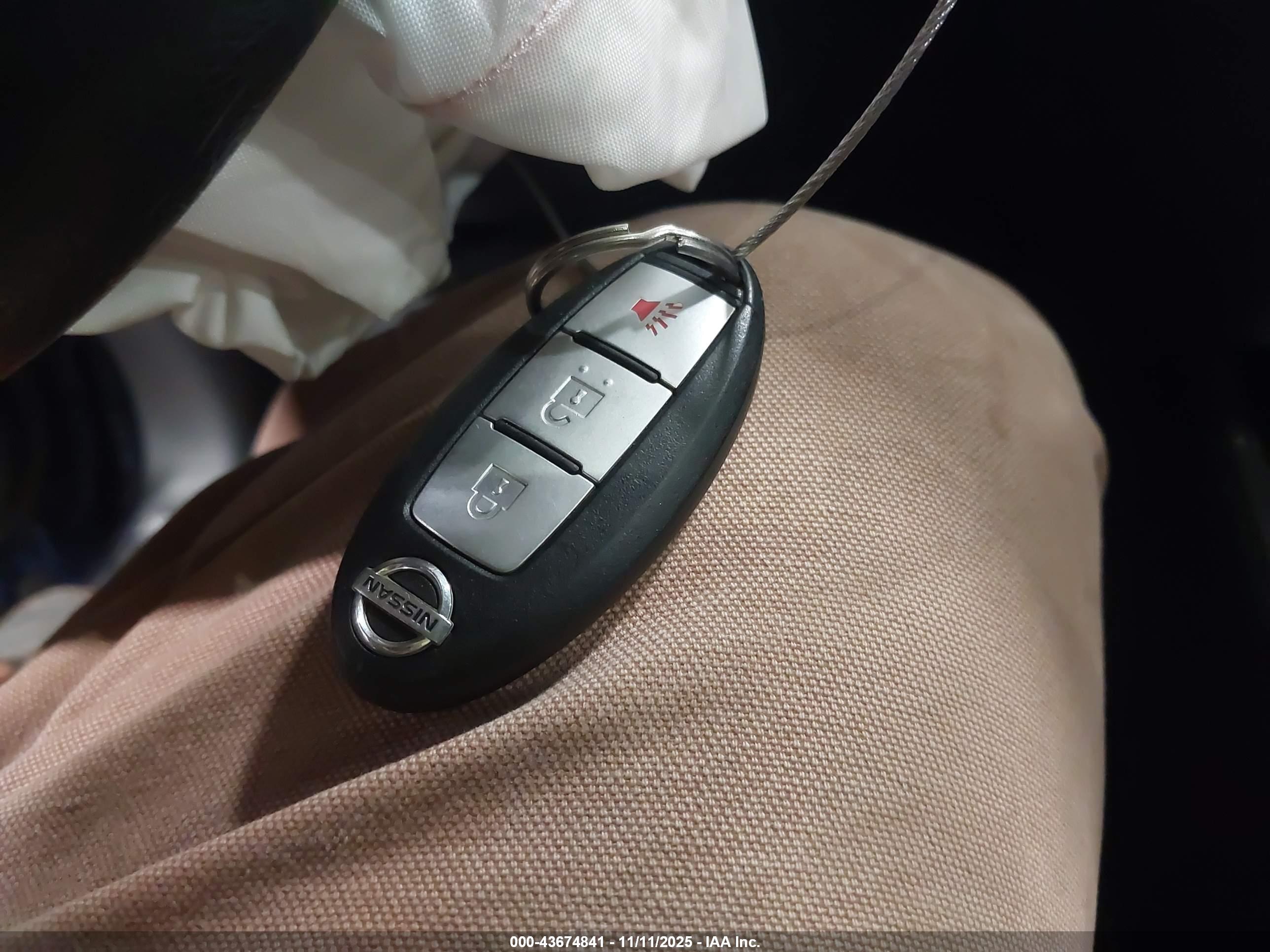 NISSAN PATHFINDER image 11