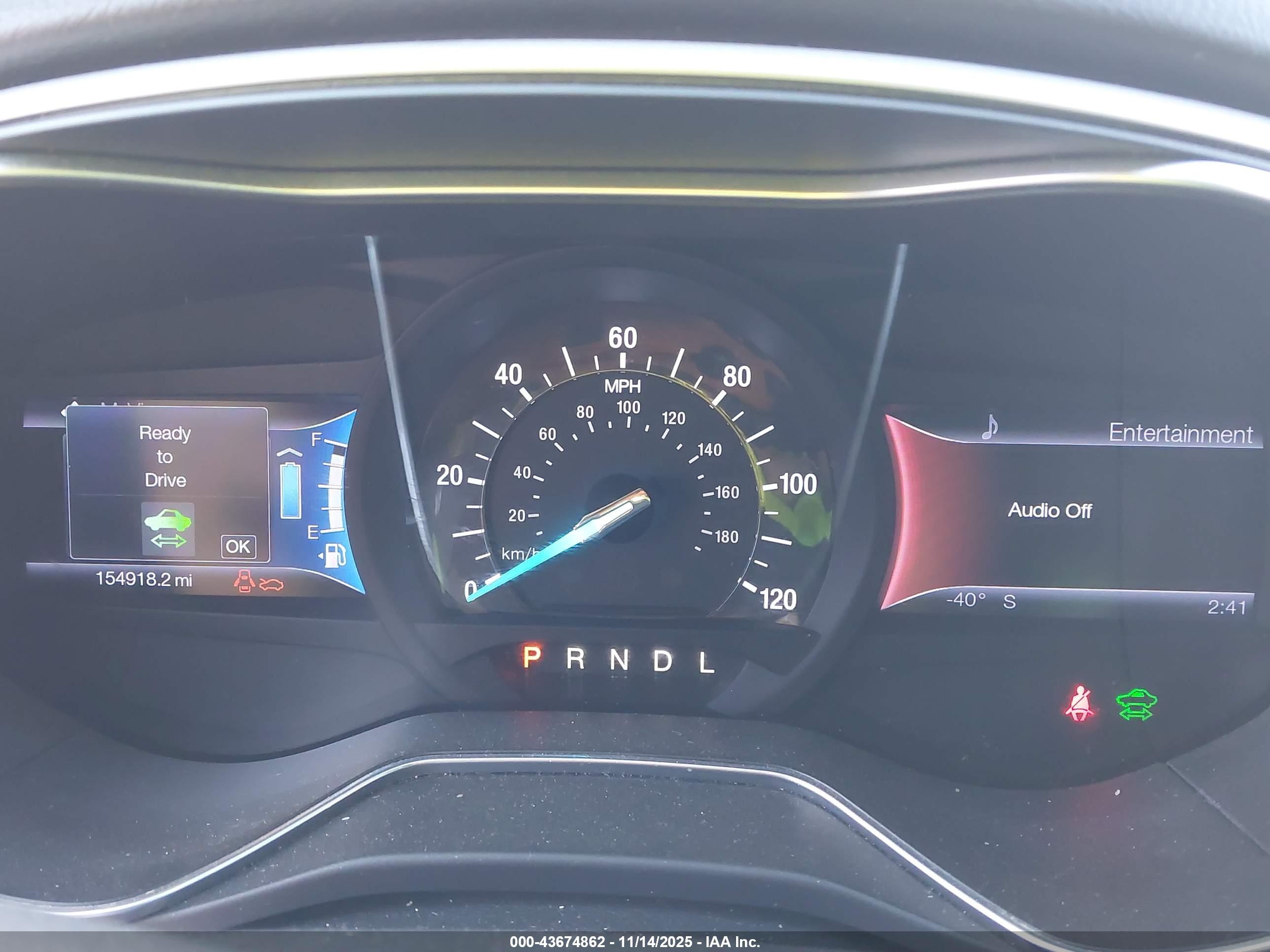 FORD FUSION image 7