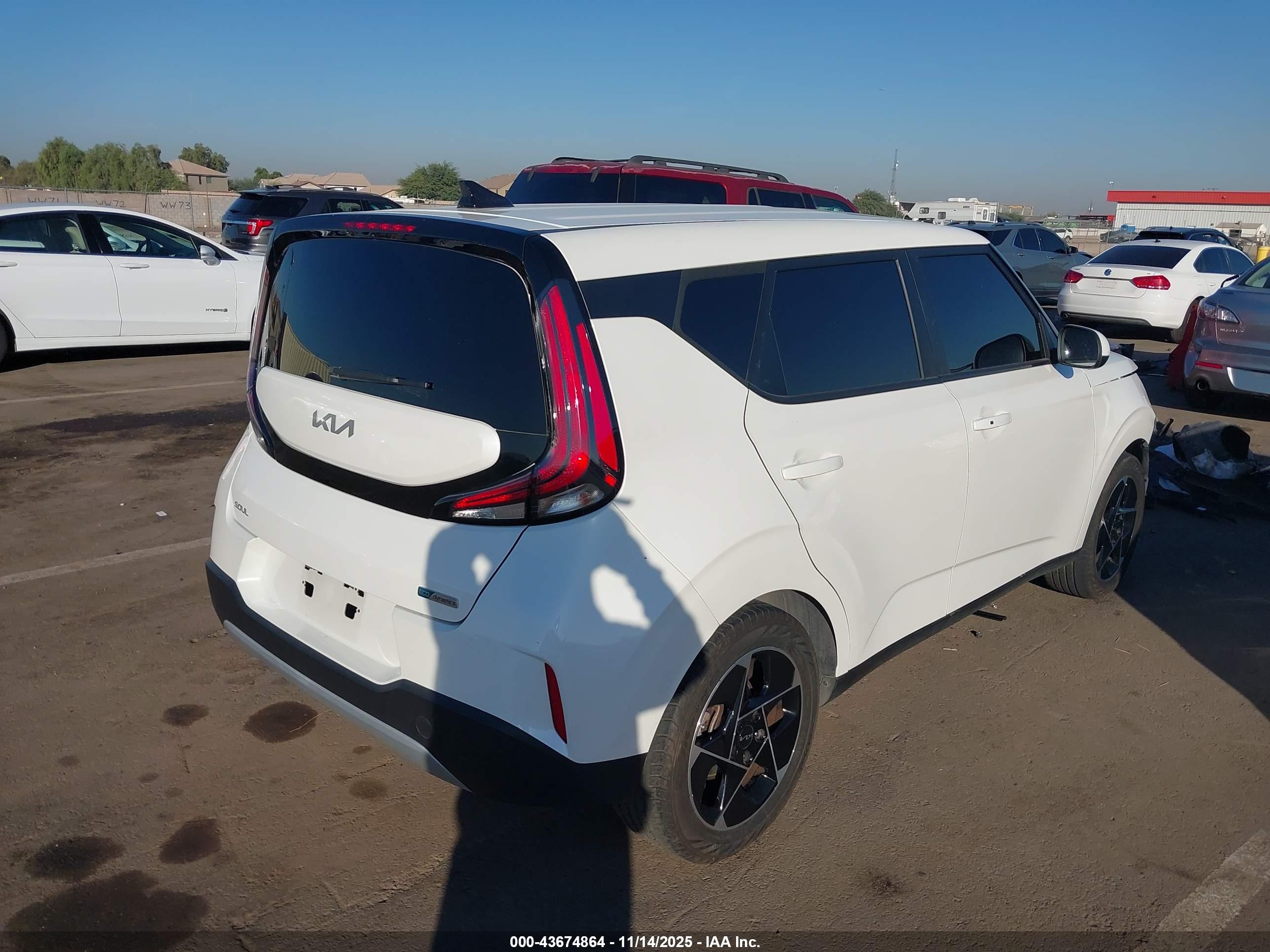 KIA SOUL image 4