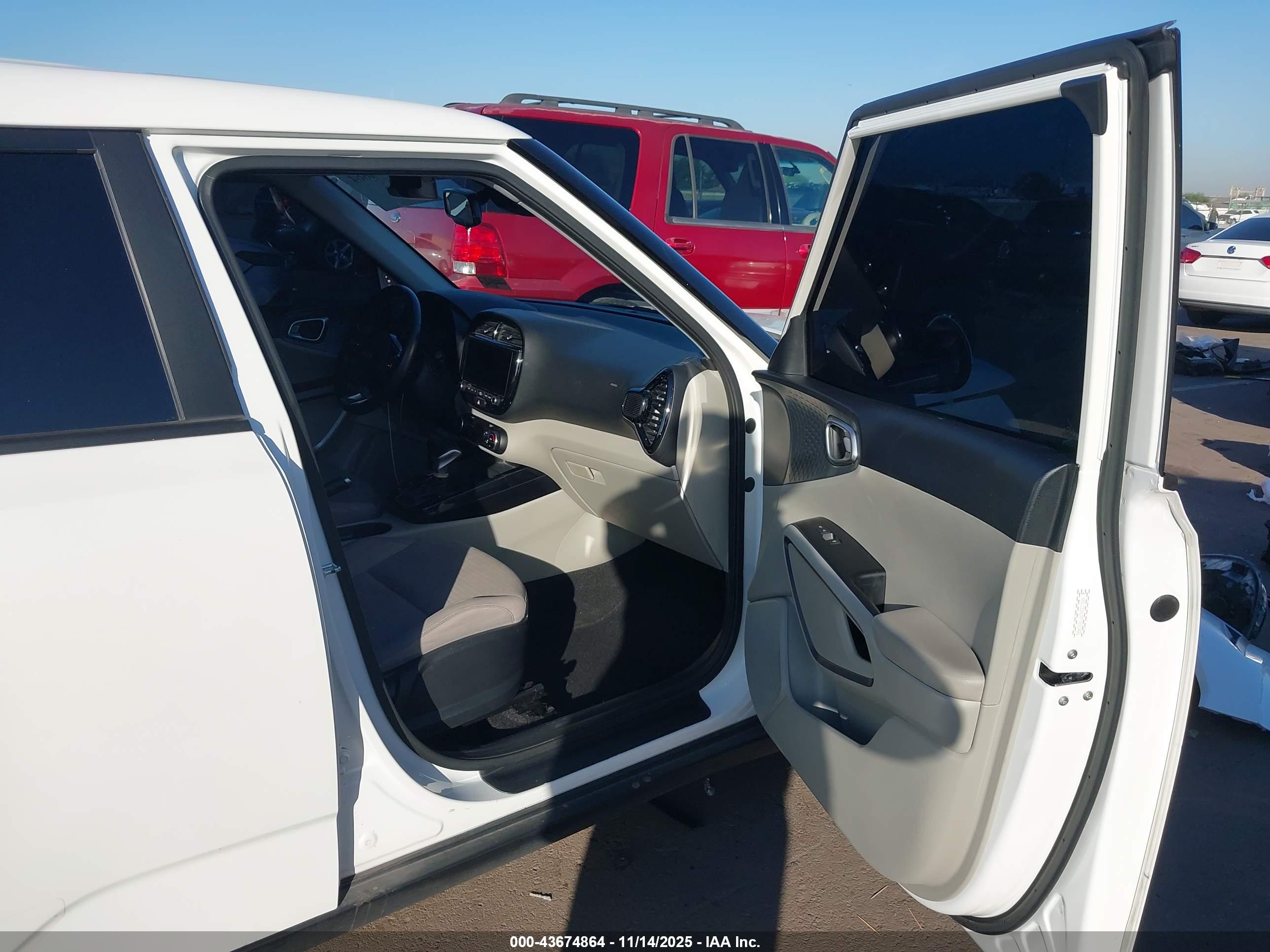 KIA SOUL image 5
