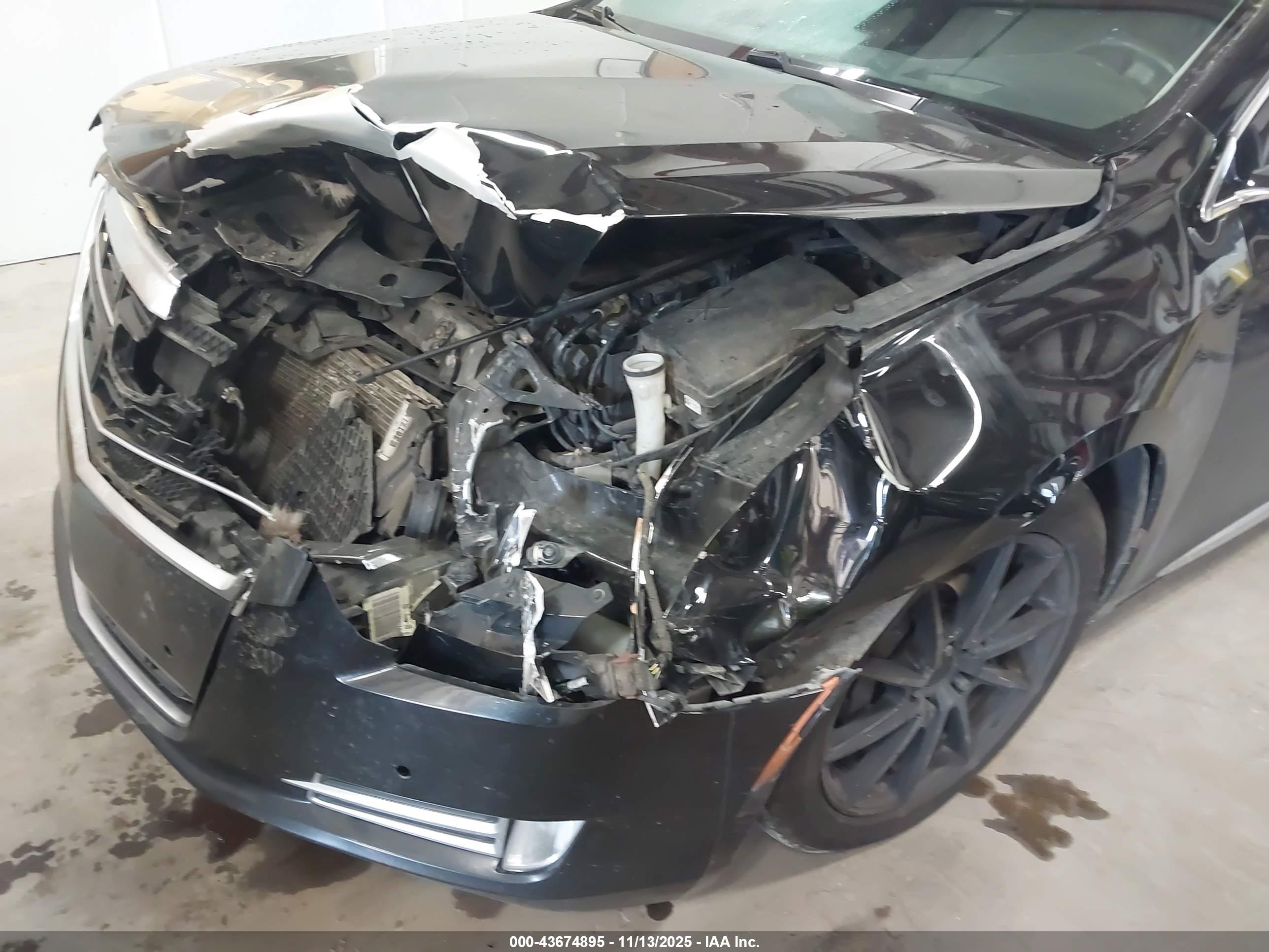 CADILLAC XTS image 6