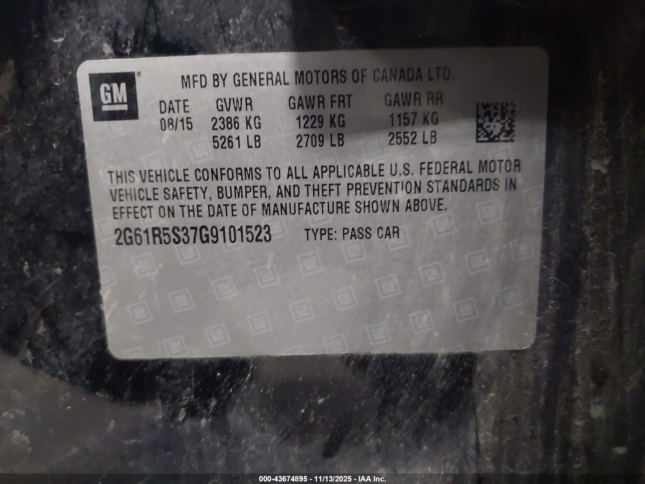CADILLAC XTS image 9