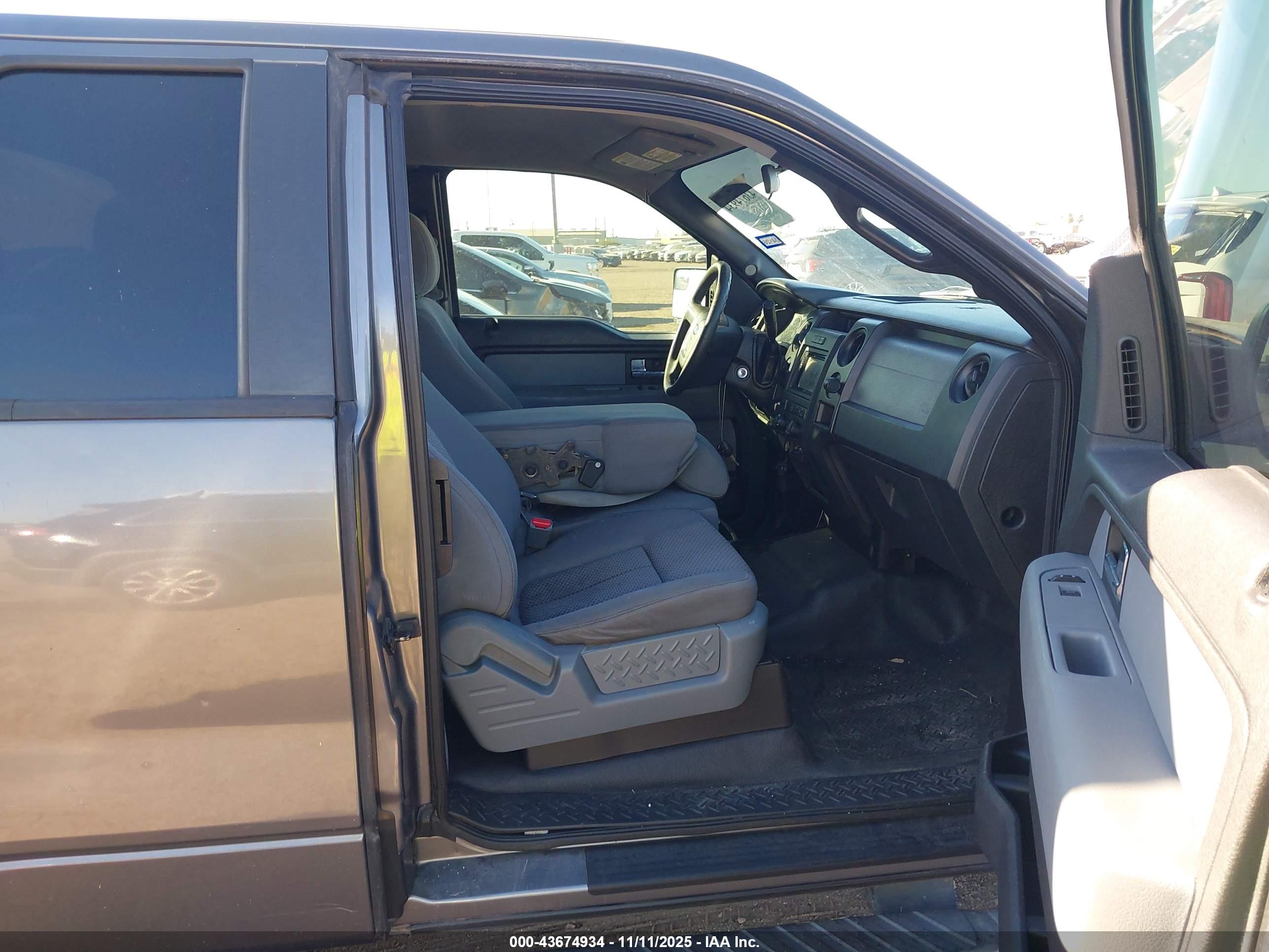 FORD F-150 image 5