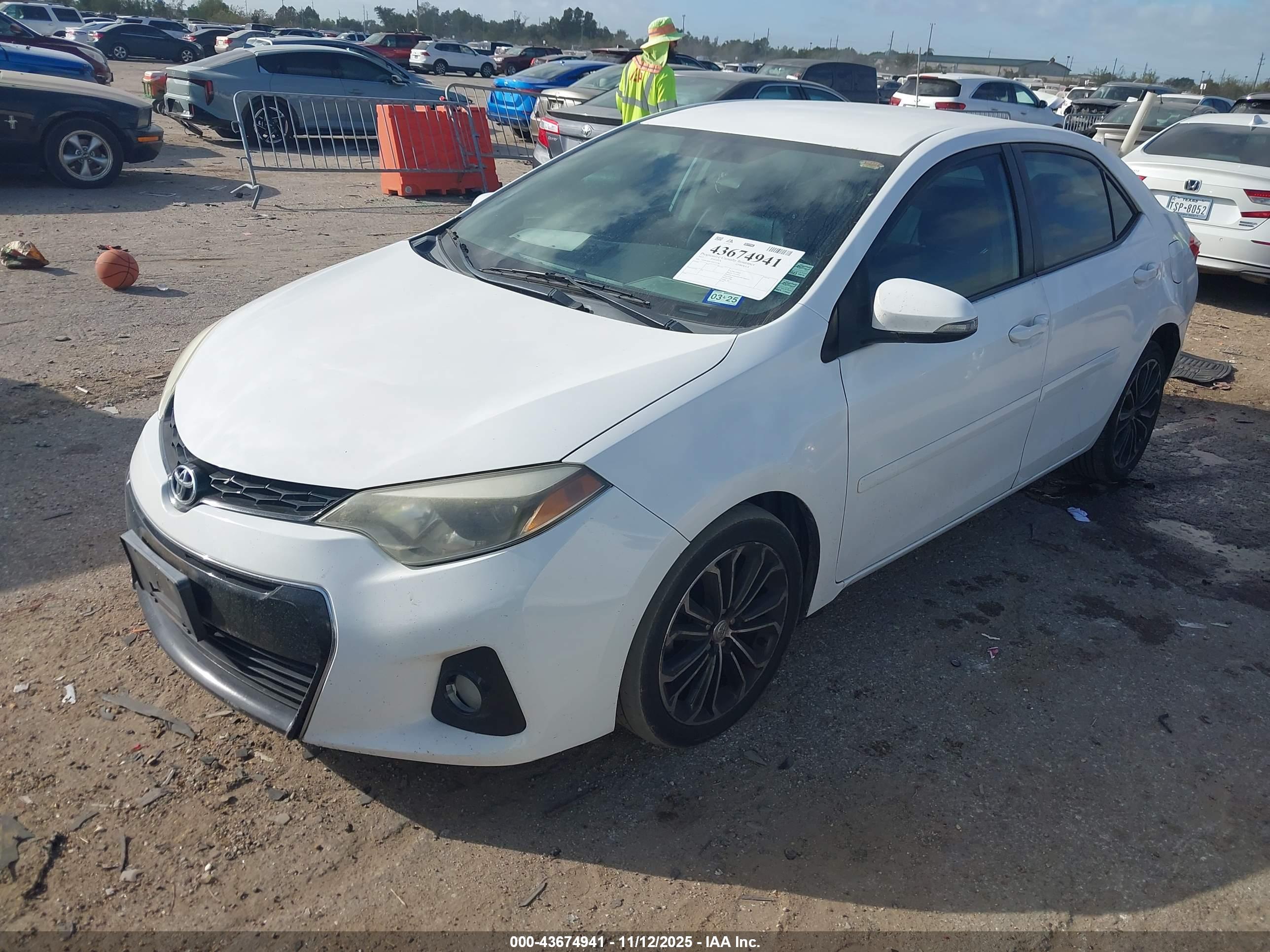 TOYOTA COROLLA image 2