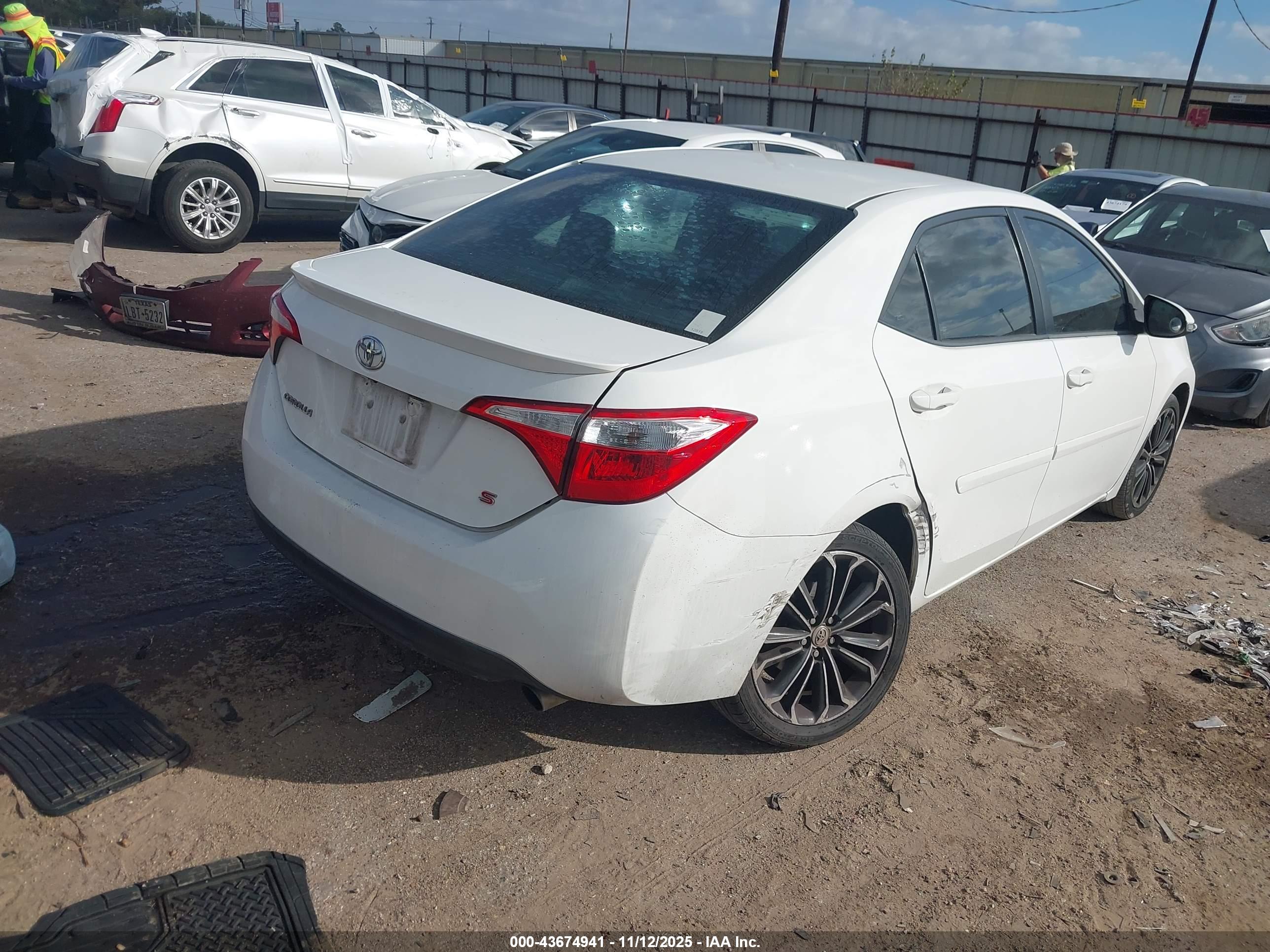 TOYOTA COROLLA image 4