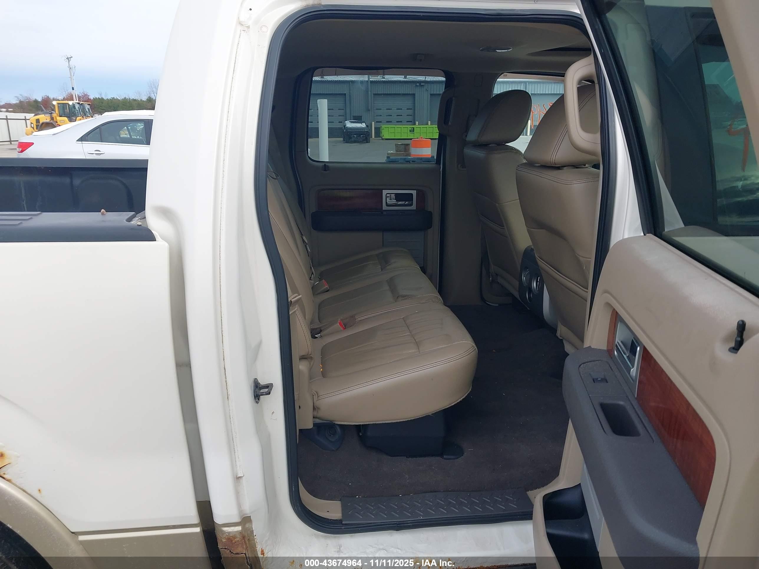 FORD F-150 image 8