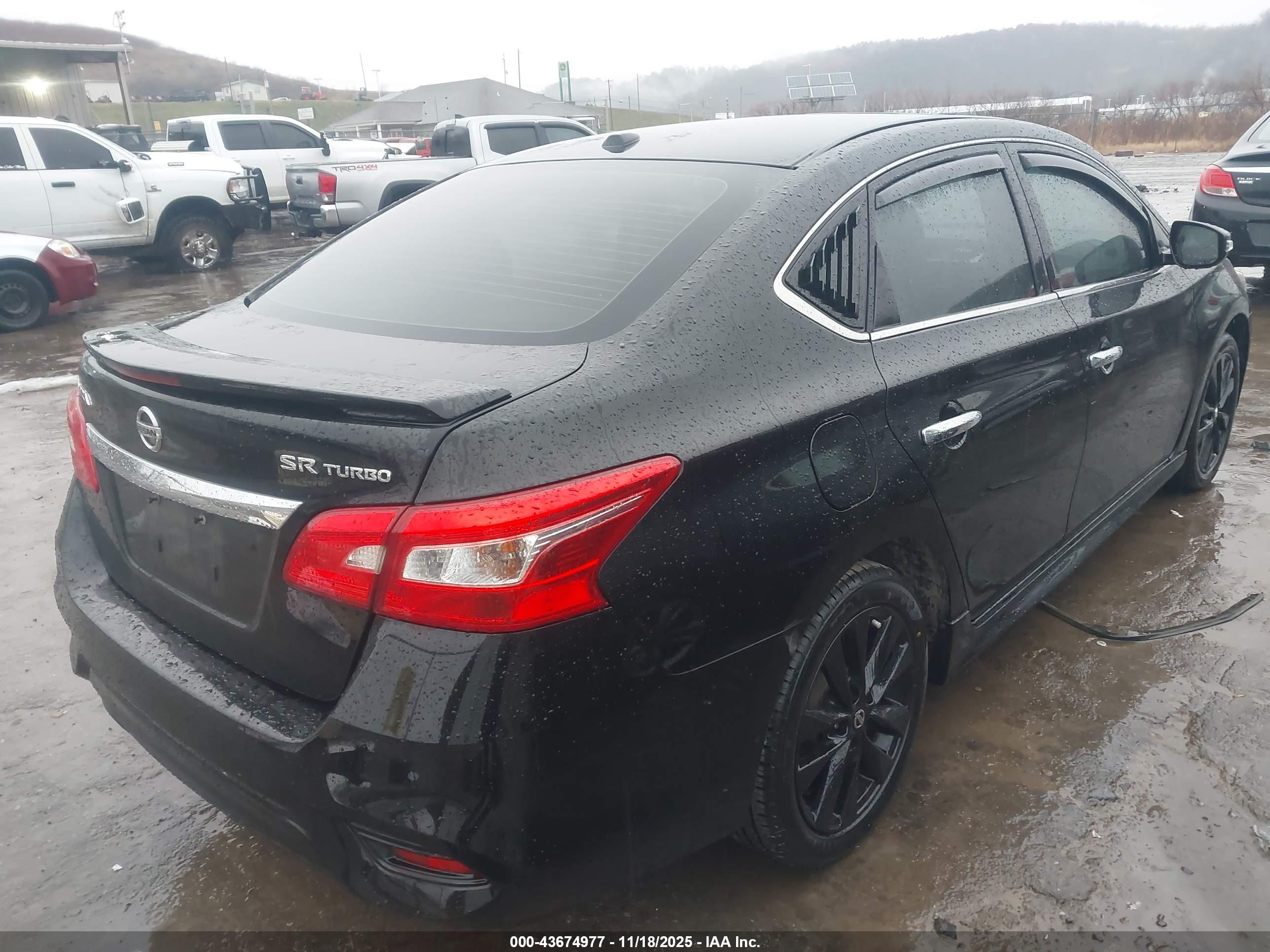 NISSAN SENTRA image 4