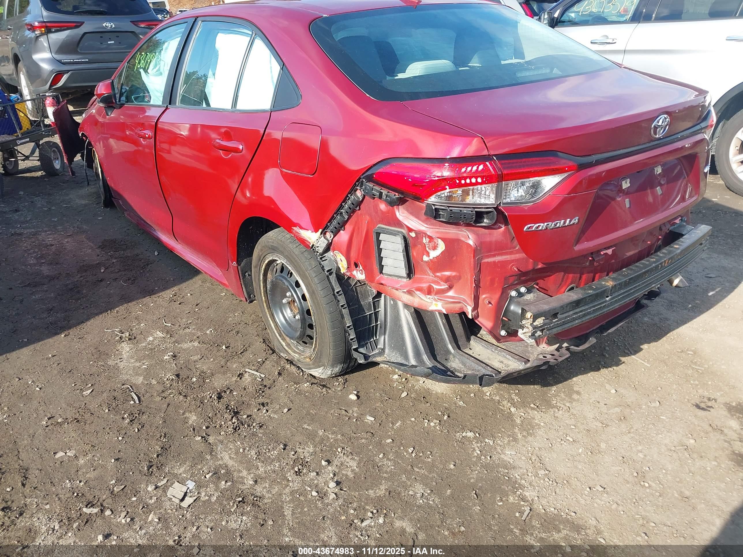 TOYOTA COROLLA image 6