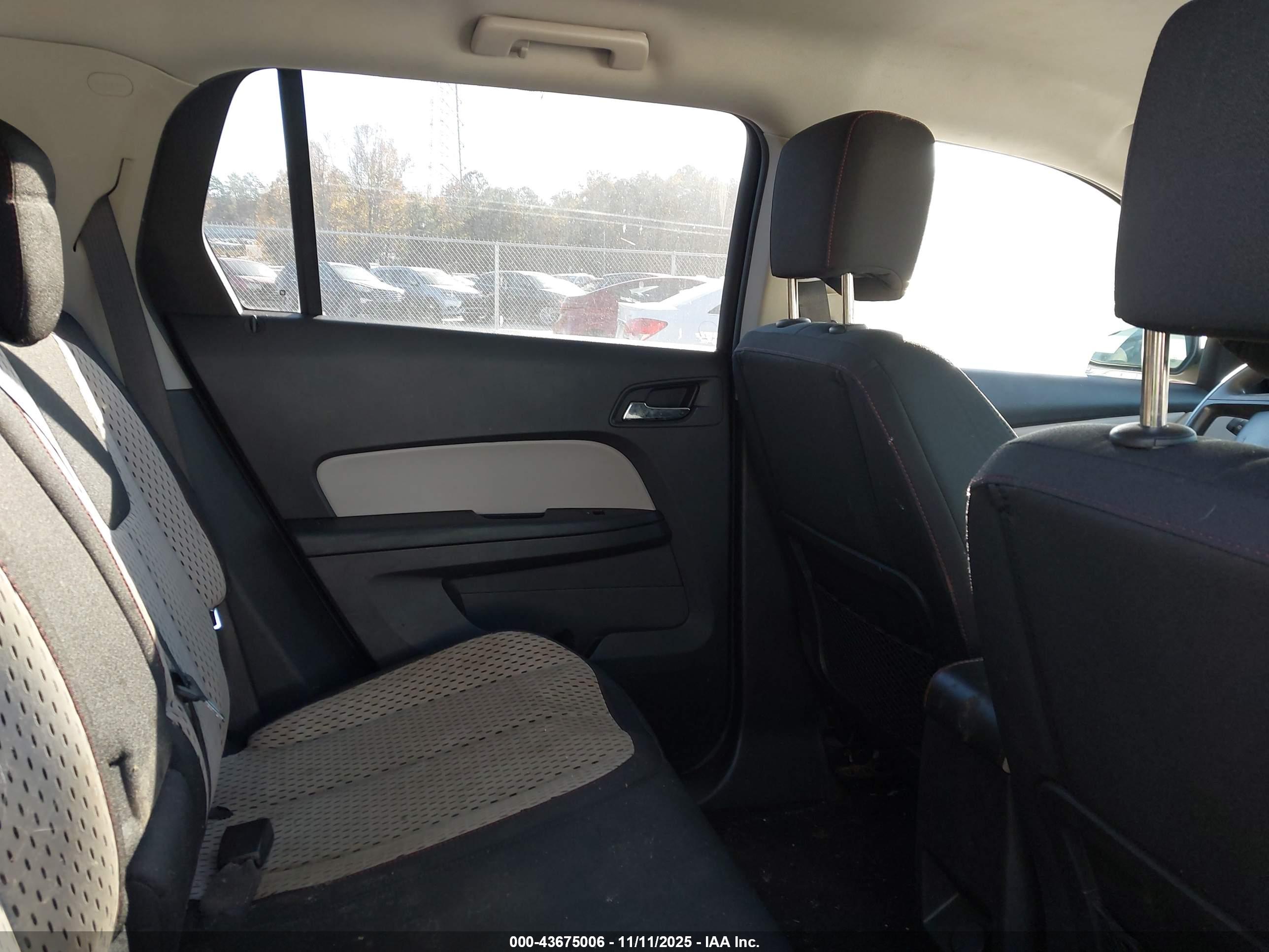 GMC TERRAIN image 8