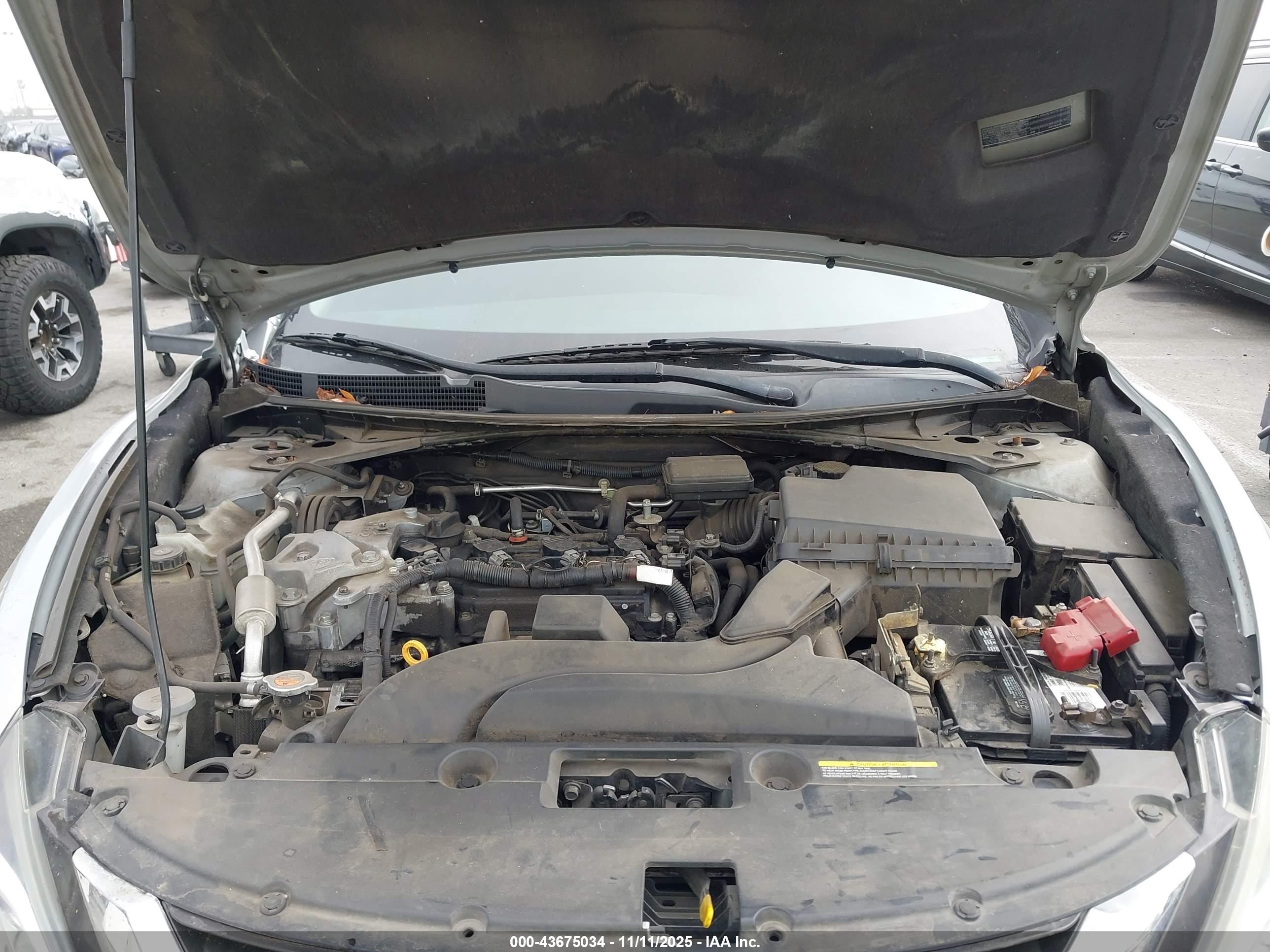 NISSAN ALTIMA image 10