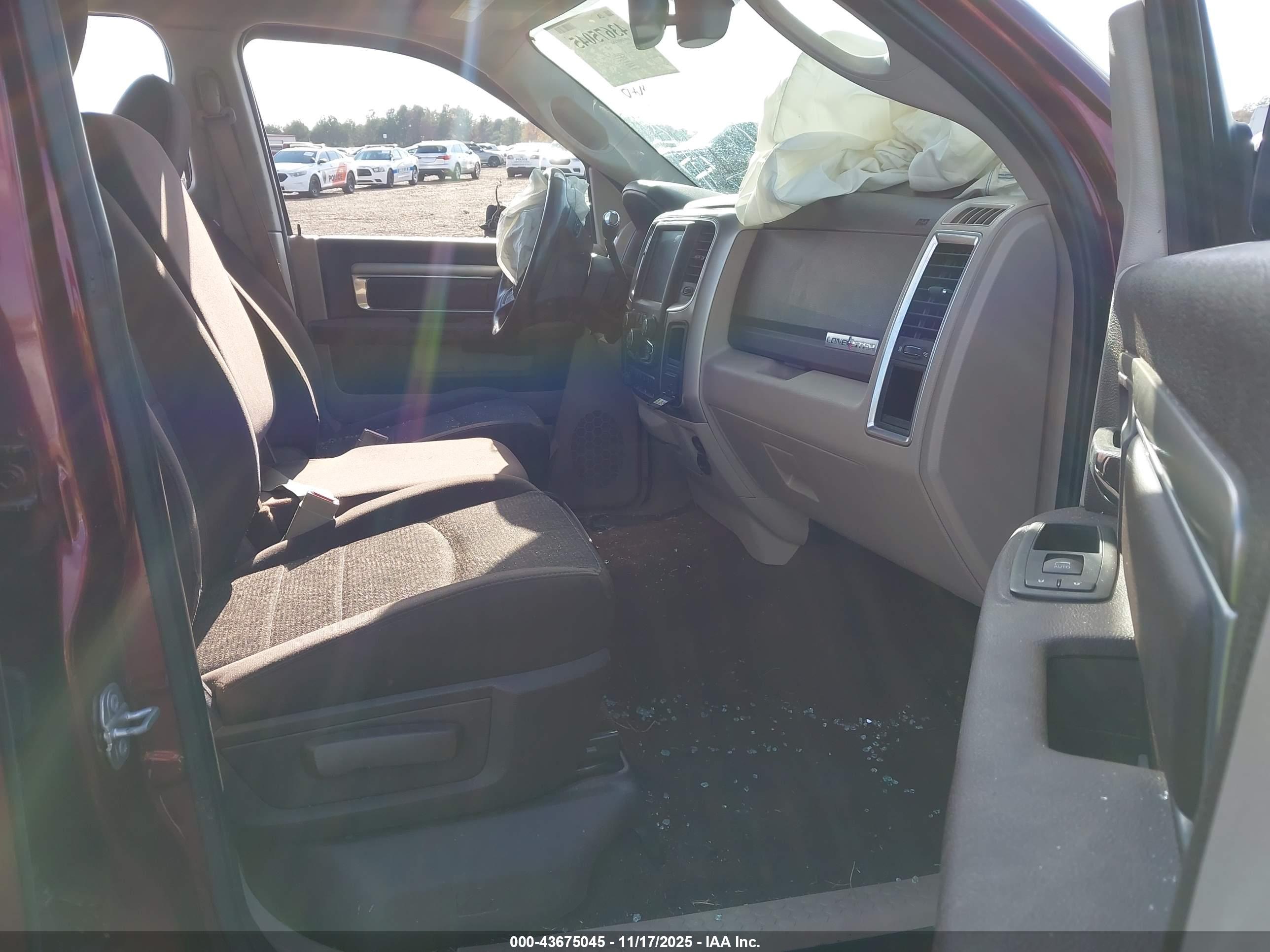 RAM 3500 image 8