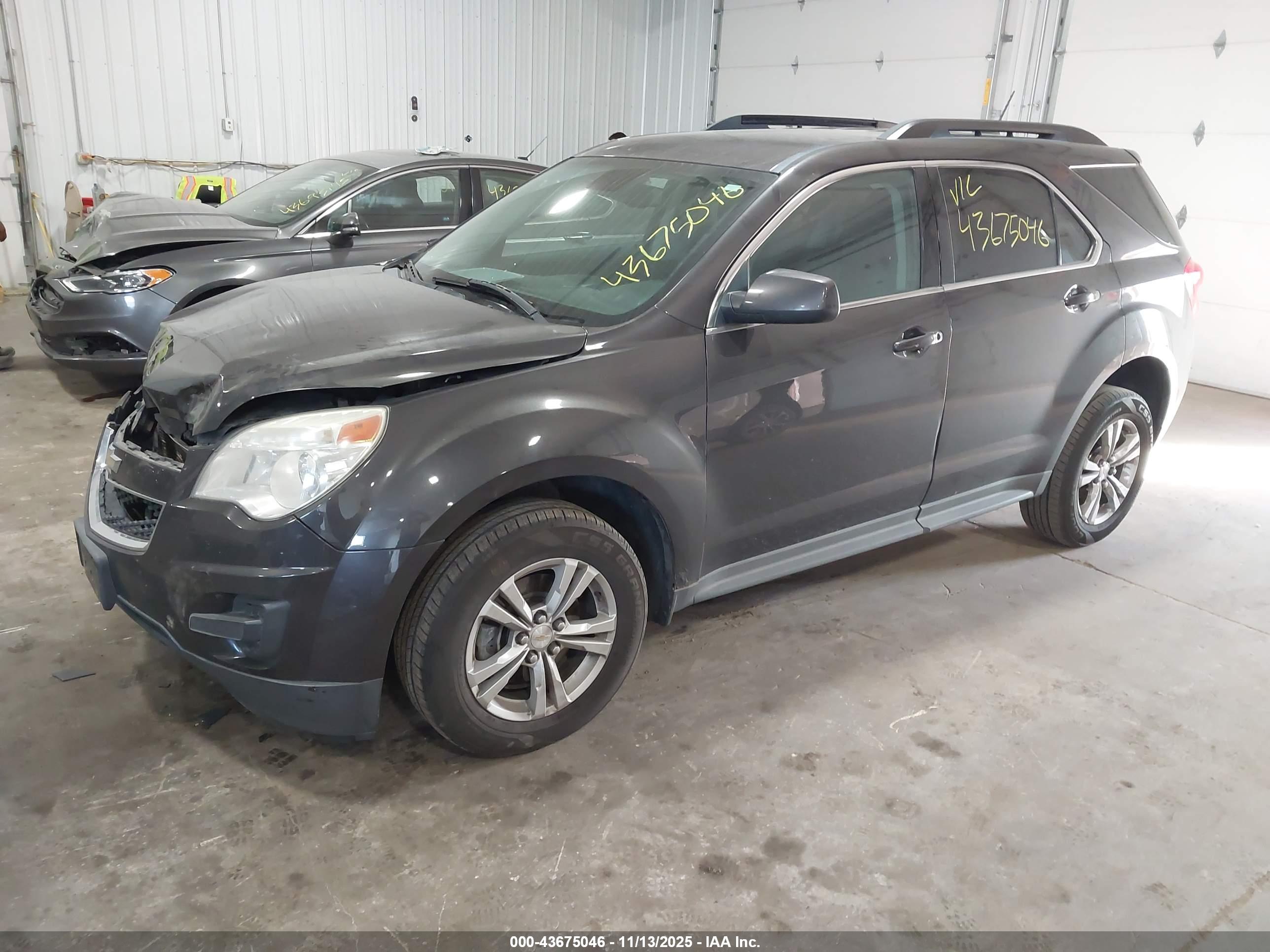 CHEVROLET EQUINOX image 2