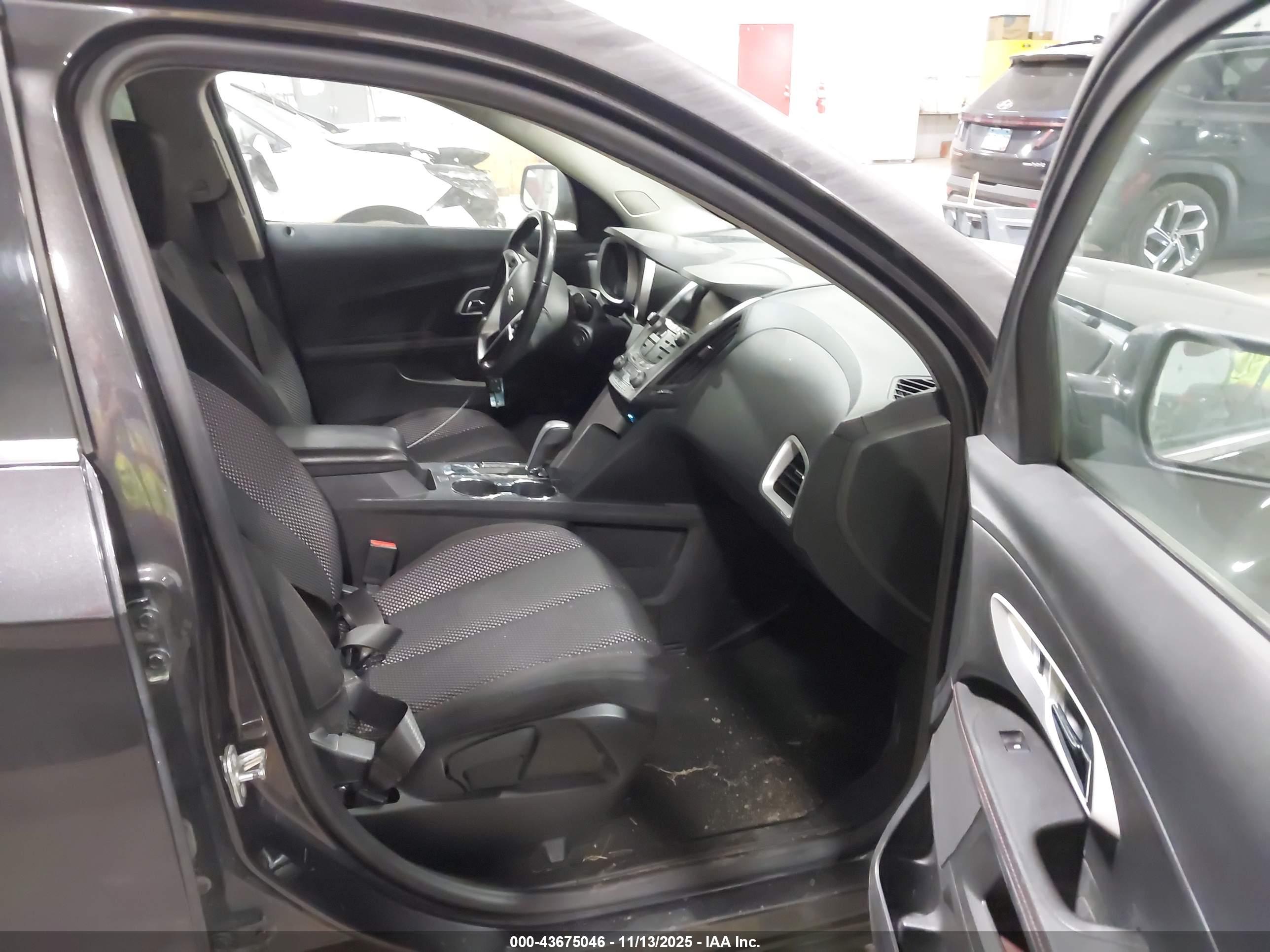 CHEVROLET EQUINOX image 5