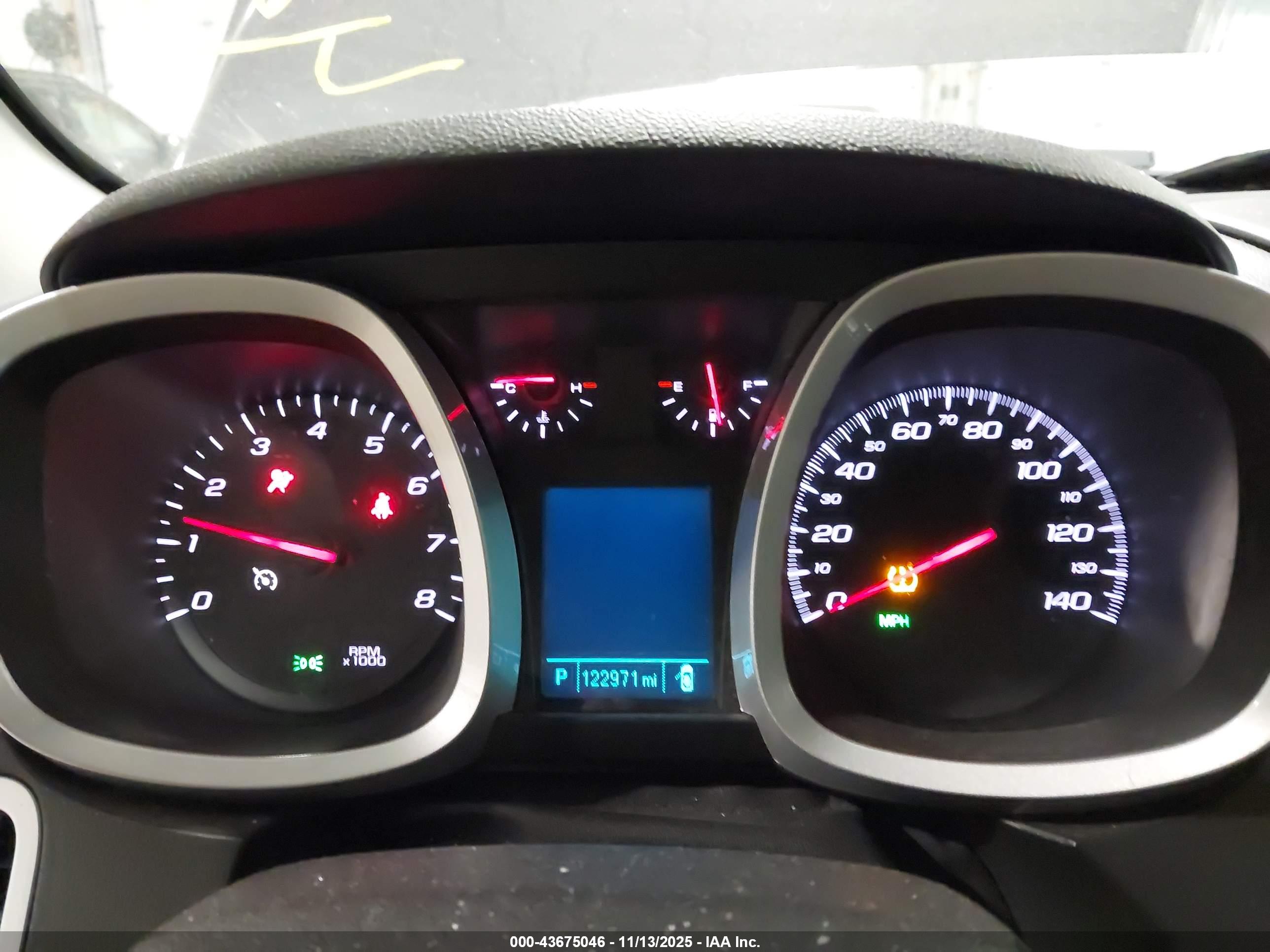 CHEVROLET EQUINOX image 7