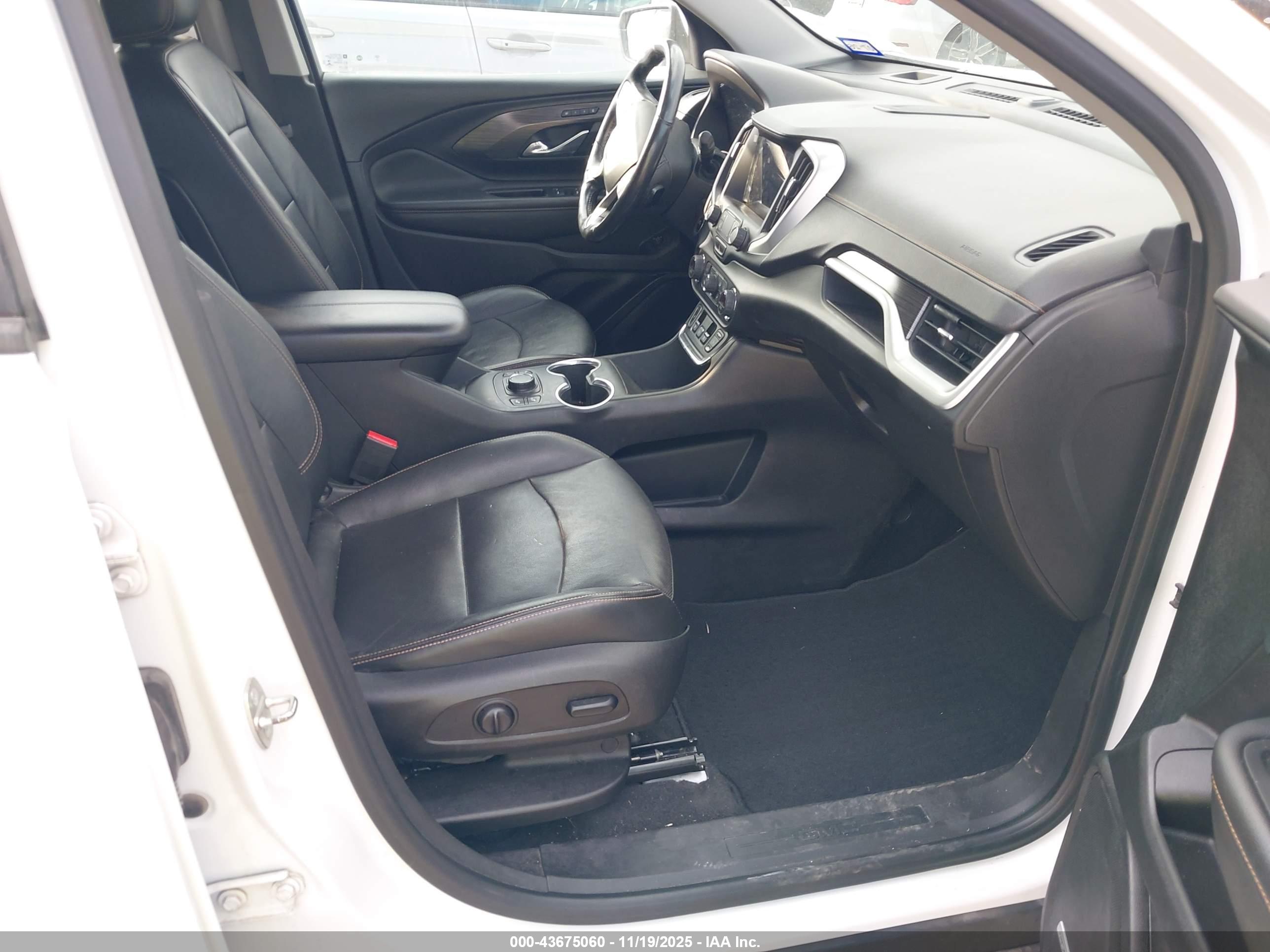 GMC TERRAIN image 5