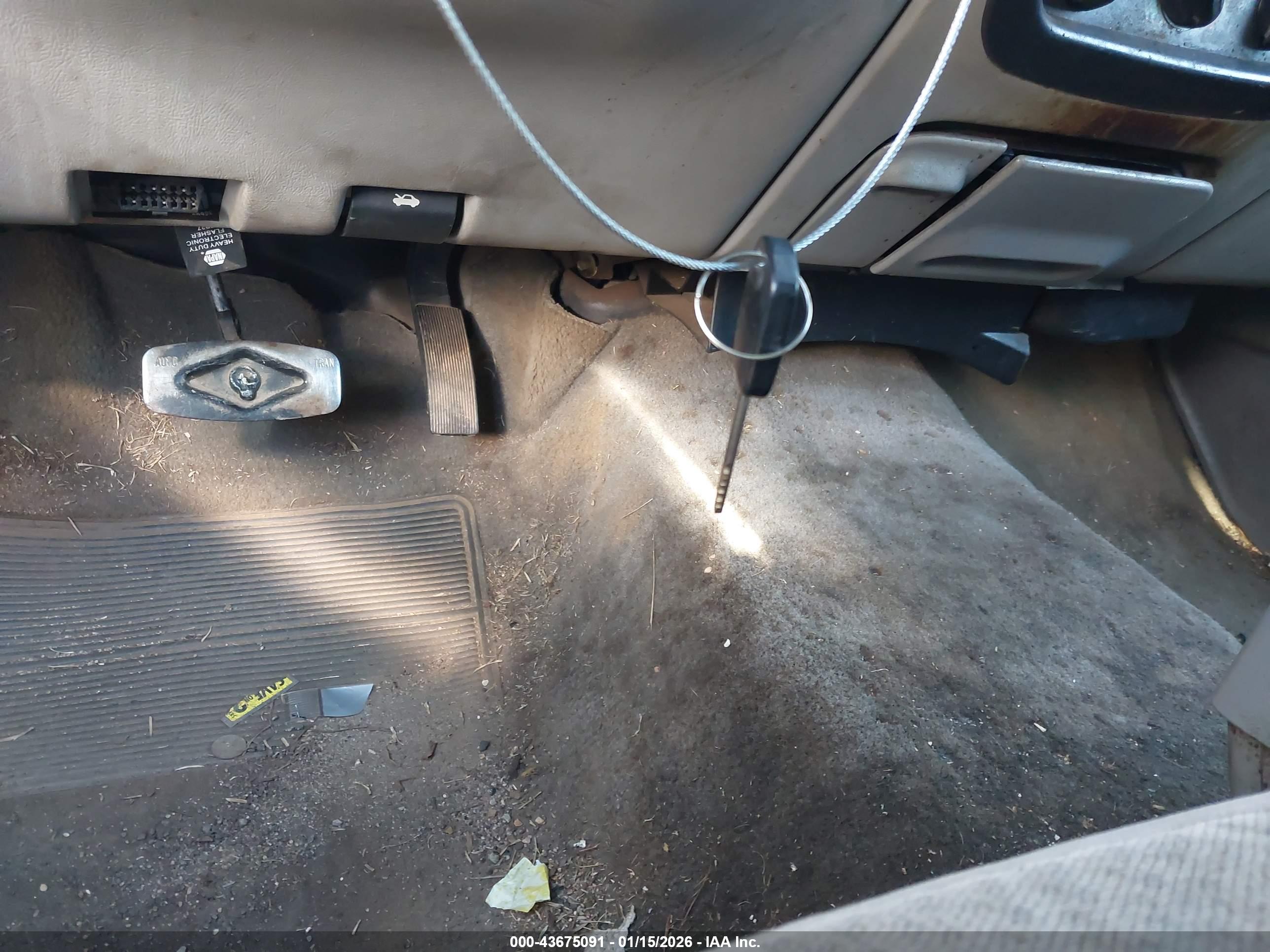 MERCURY MOUNTAINEER image 11