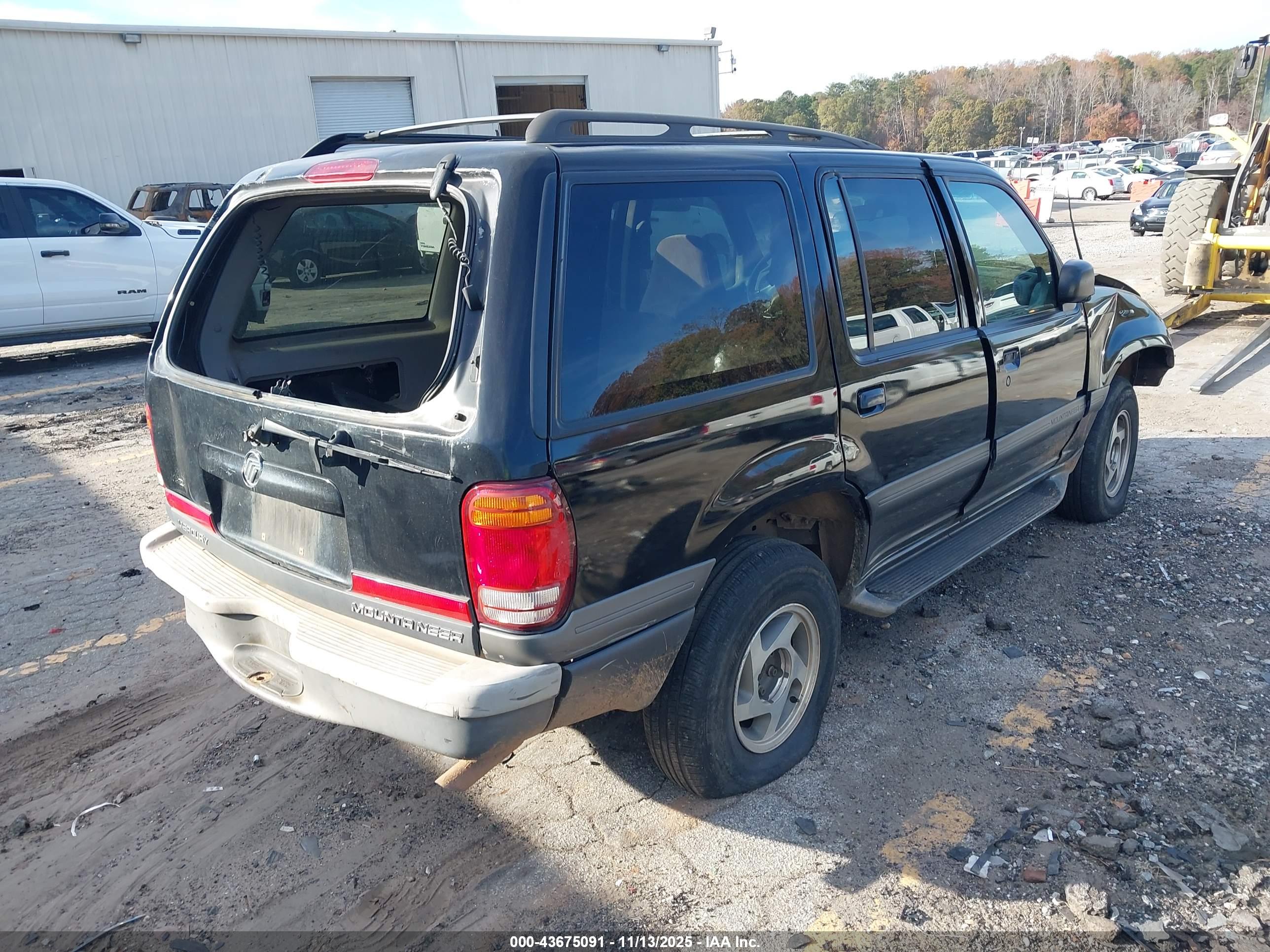 MERCURY MOUNTAINEER image 4