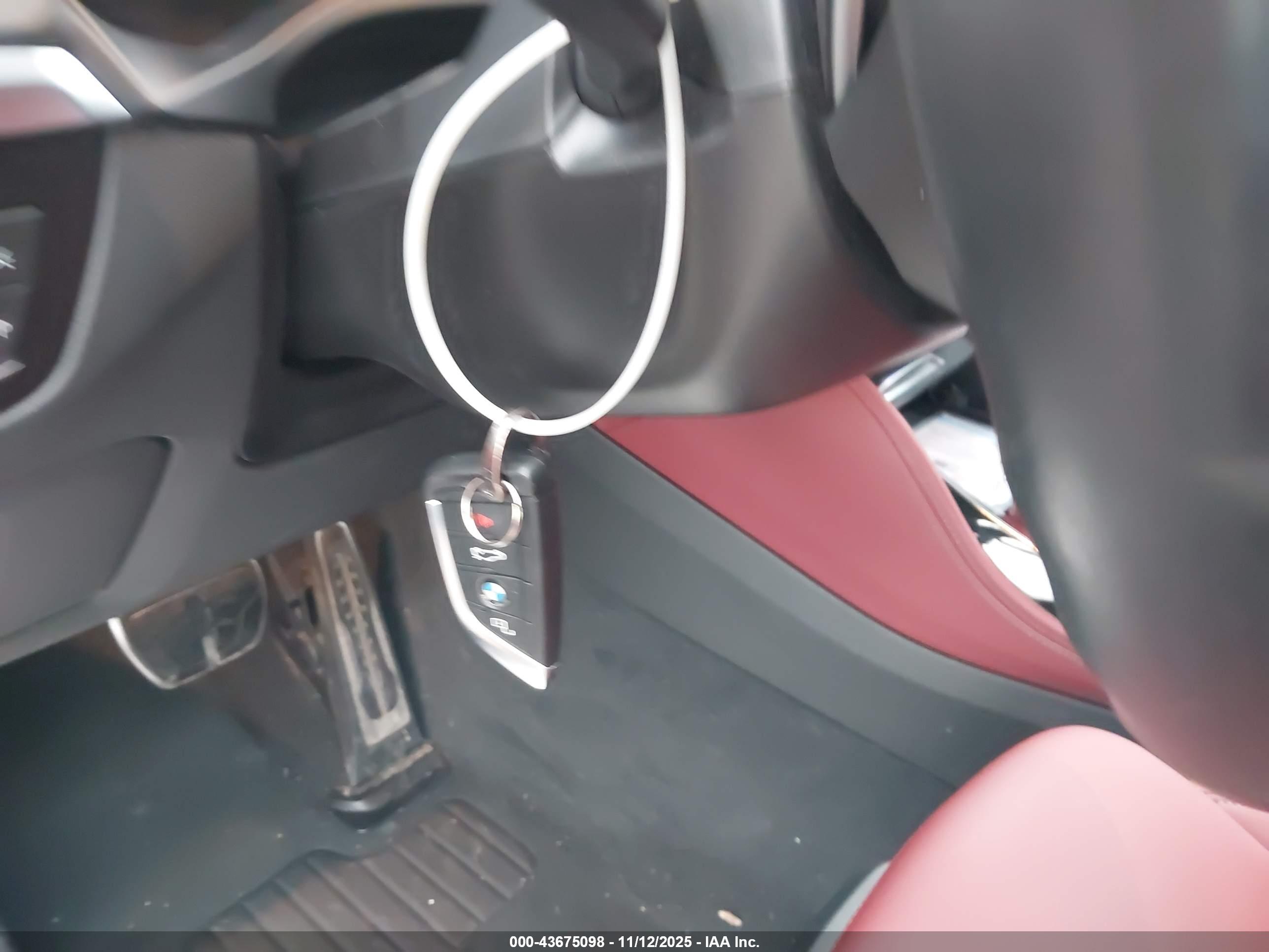 BMW X4 image 11