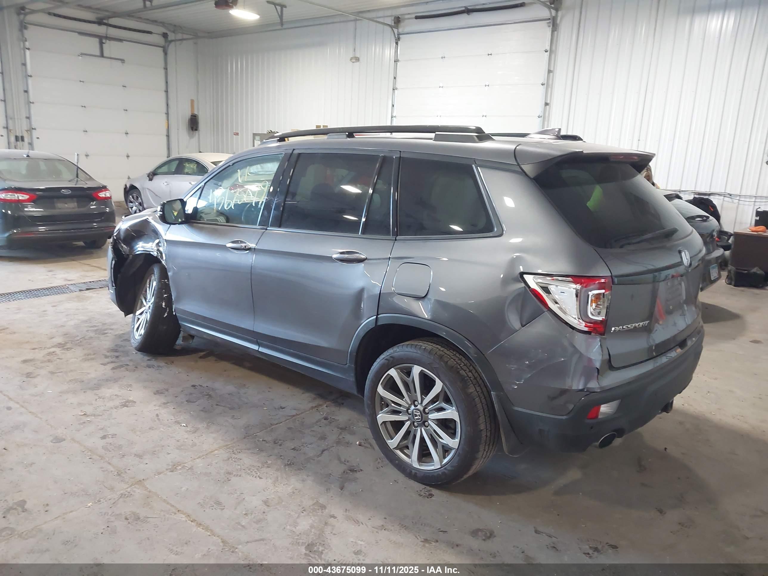 HONDA PASSPORT image 3