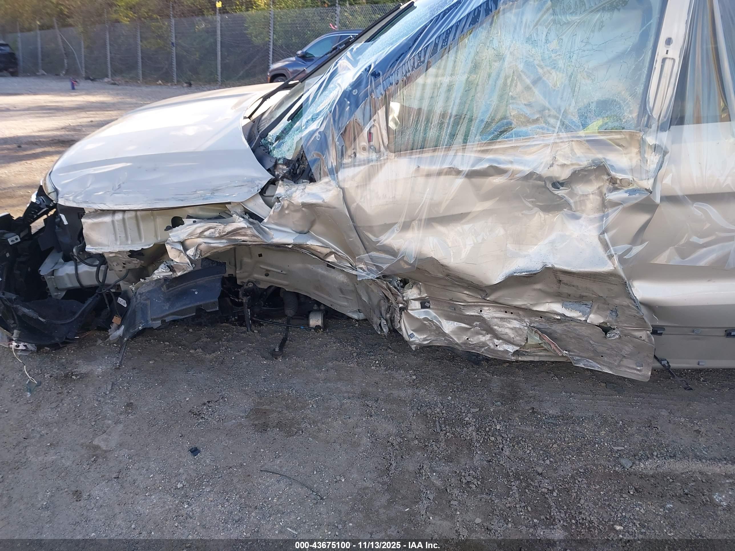 FORD EXPLORER image 6