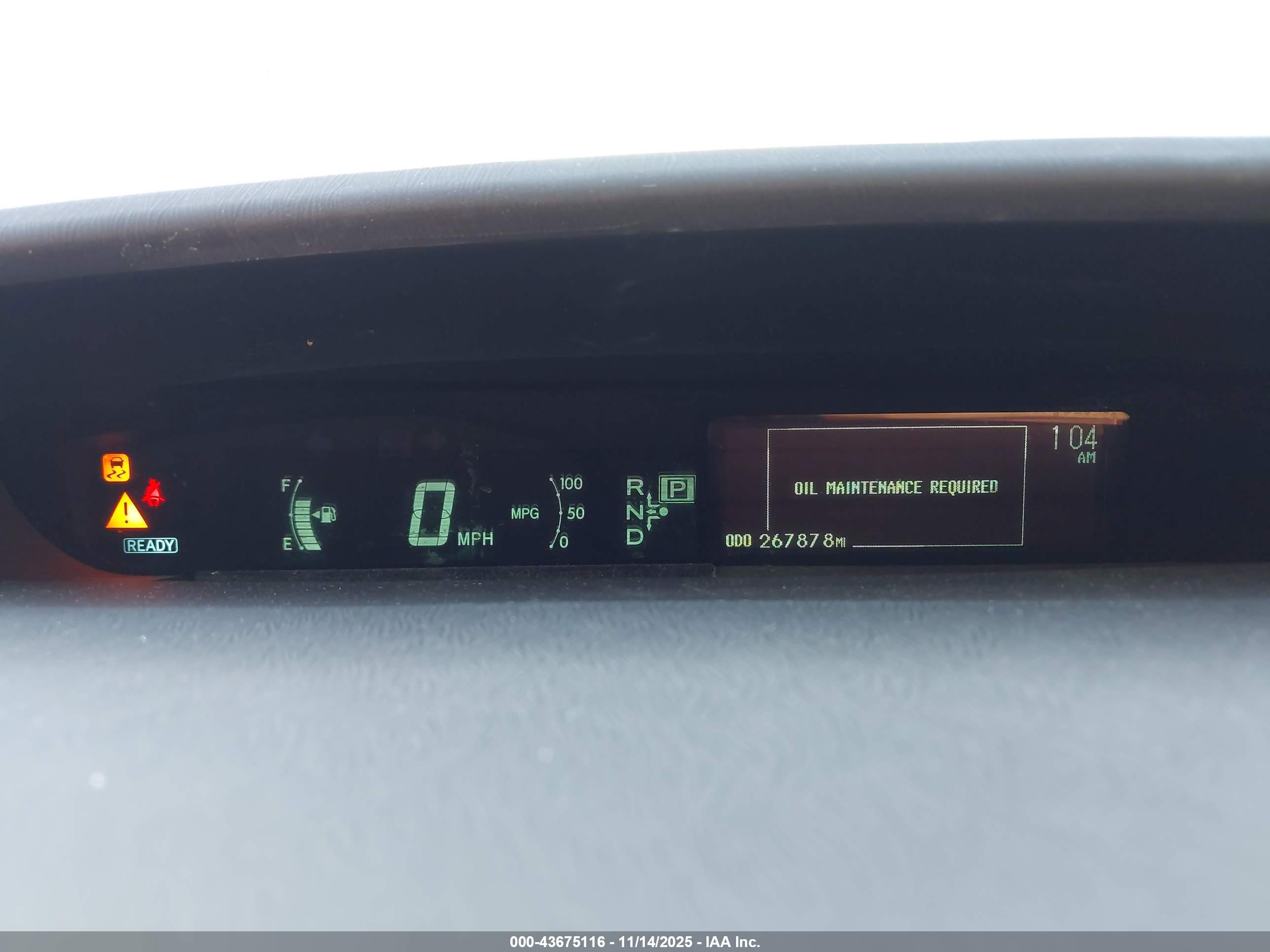 TOYOTA PRIUS image 7