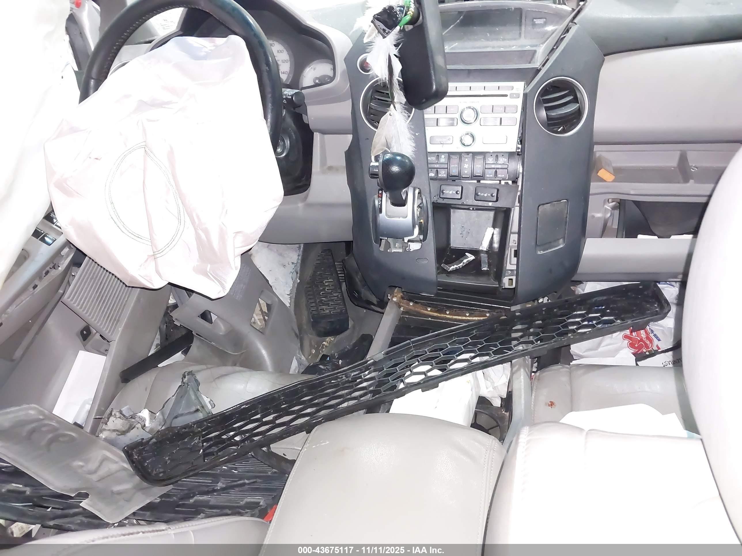 HONDA PILOT image 5
