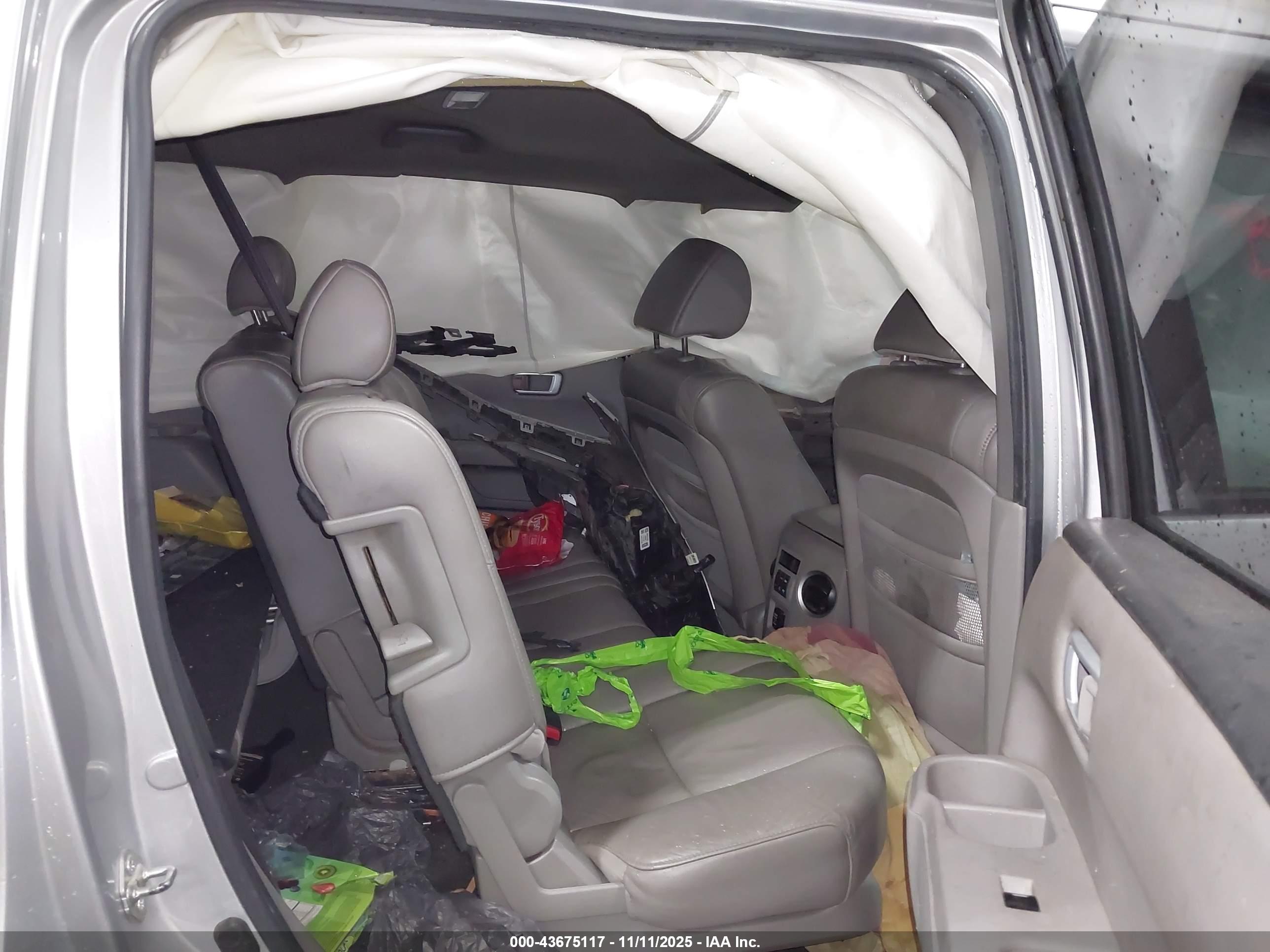HONDA PILOT image 8