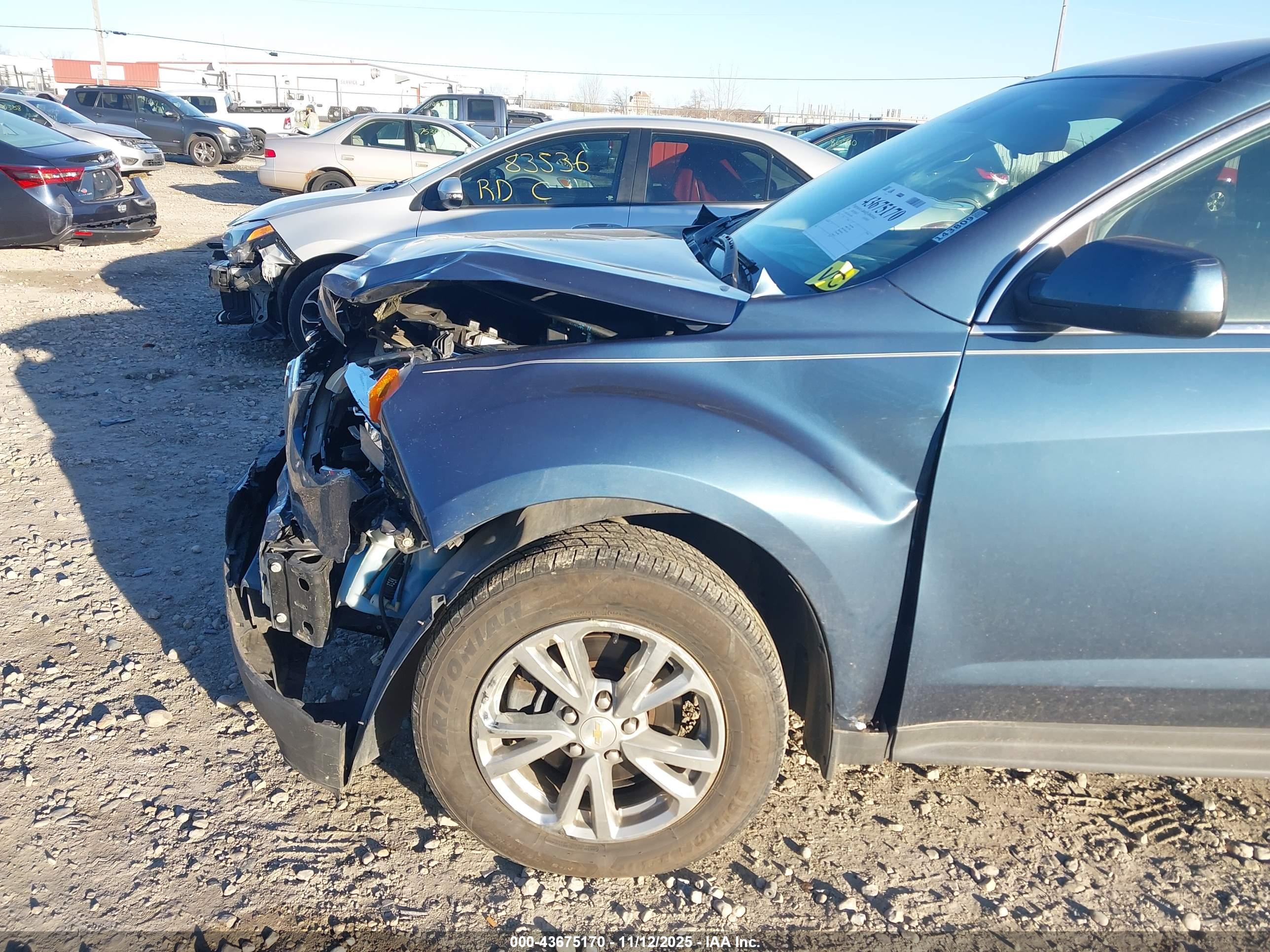 CHEVROLET EQUINOX image 6