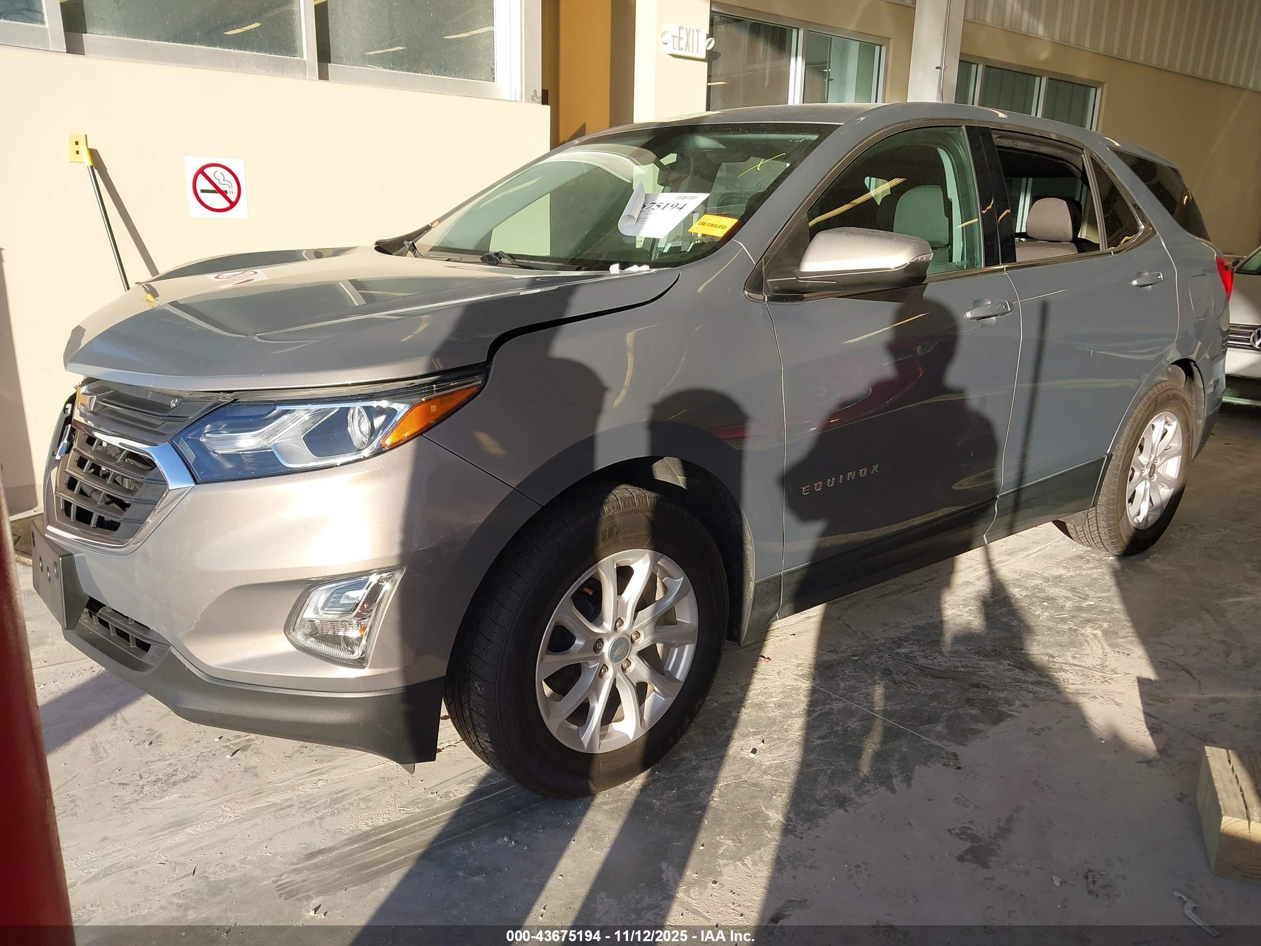 CHEVROLET EQUINOX image 2