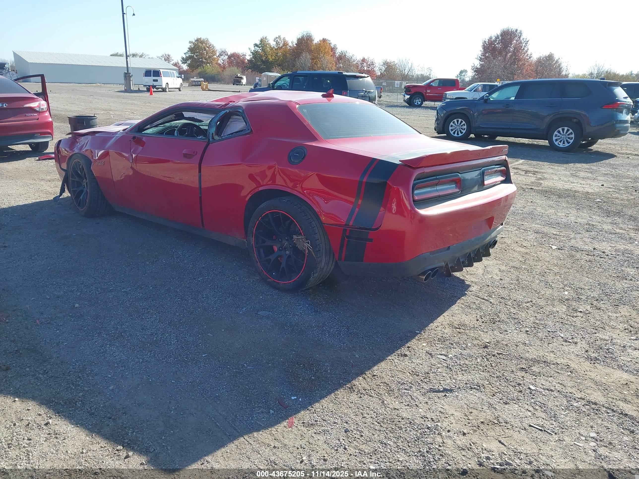 DODGE CHALLENGER image 3