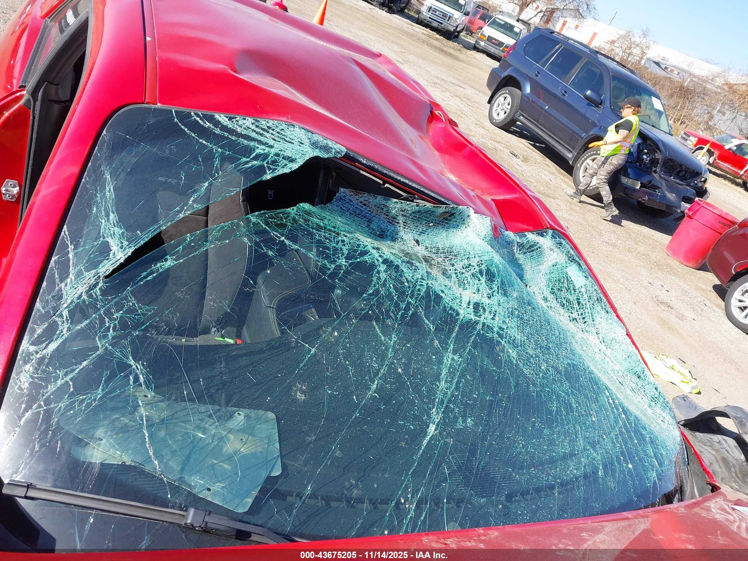 DODGE CHALLENGER image 6
