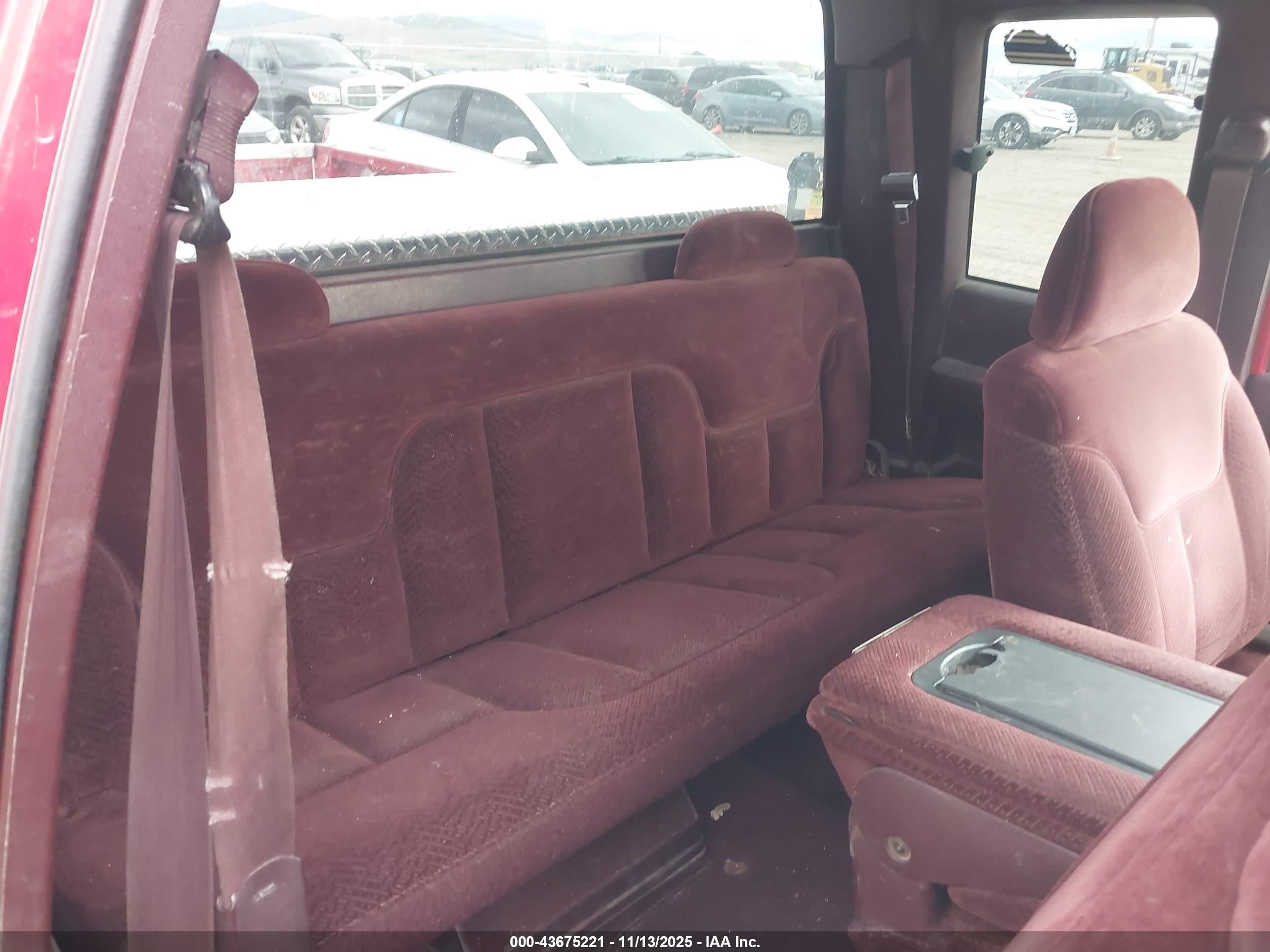 GMC SIERRA image 8