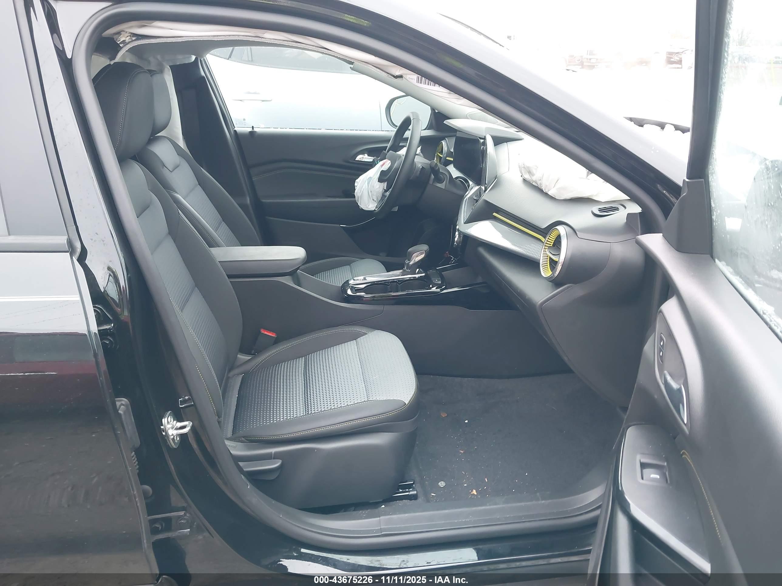CHEVROLET TRAX image 5