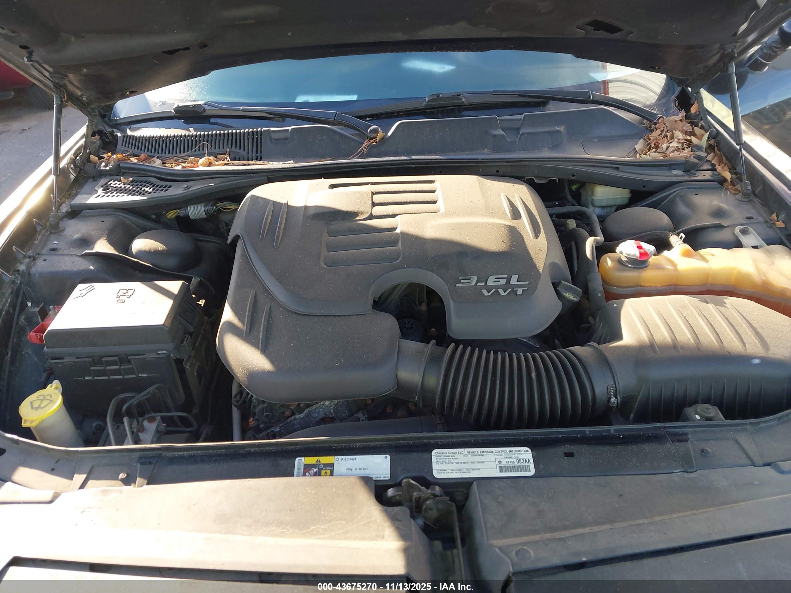 DODGE CHALLENGER image 10