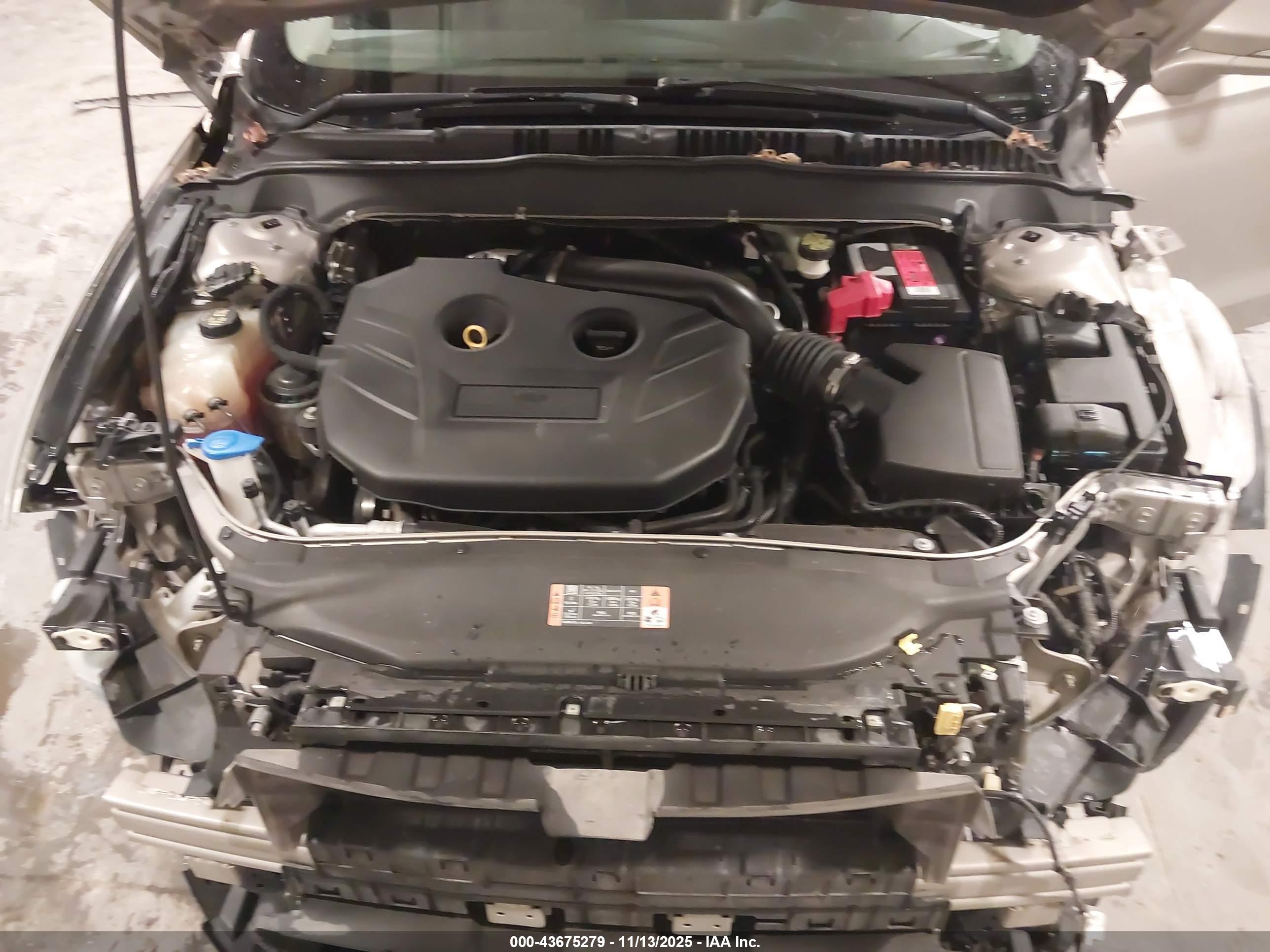 FORD FUSION image 10
