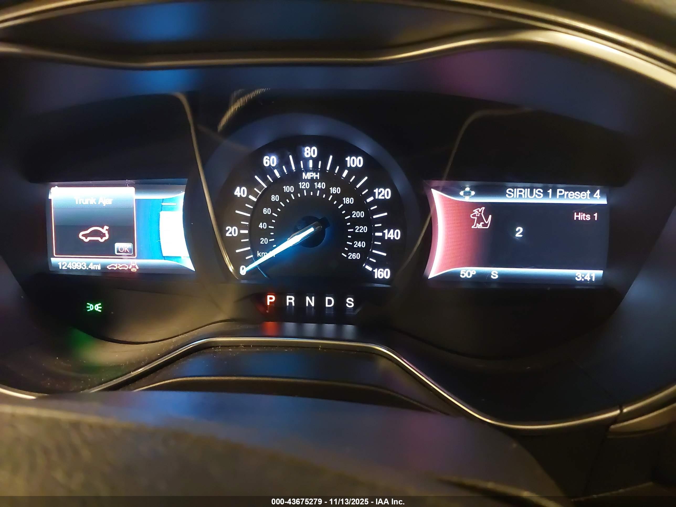 FORD FUSION image 7